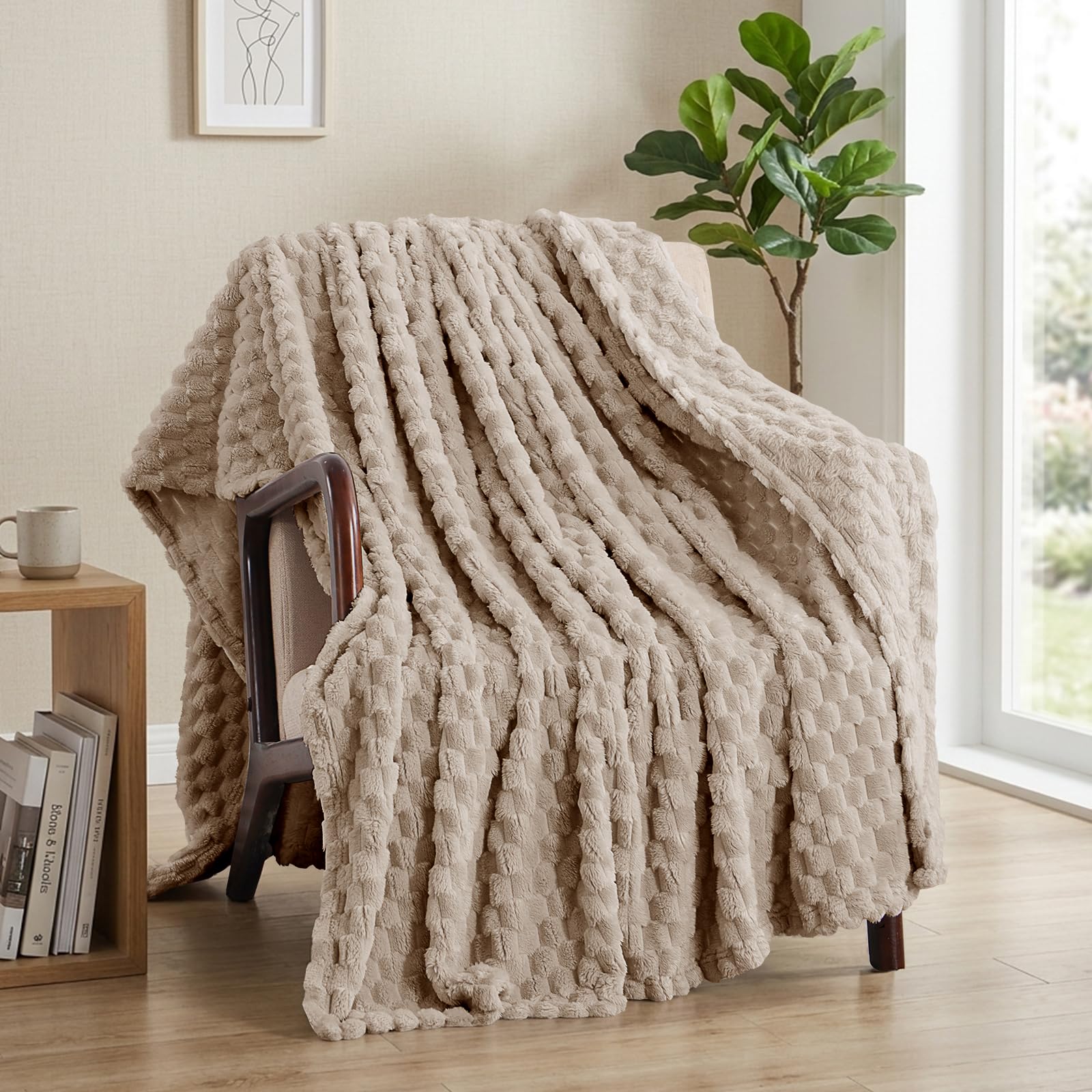Tifschlaf Fleece Fluffy Throw Blanket - Camel Single Bed Throw for Sofa, Soft & Cosy Blanket for Couch, Taupe 130x150cm