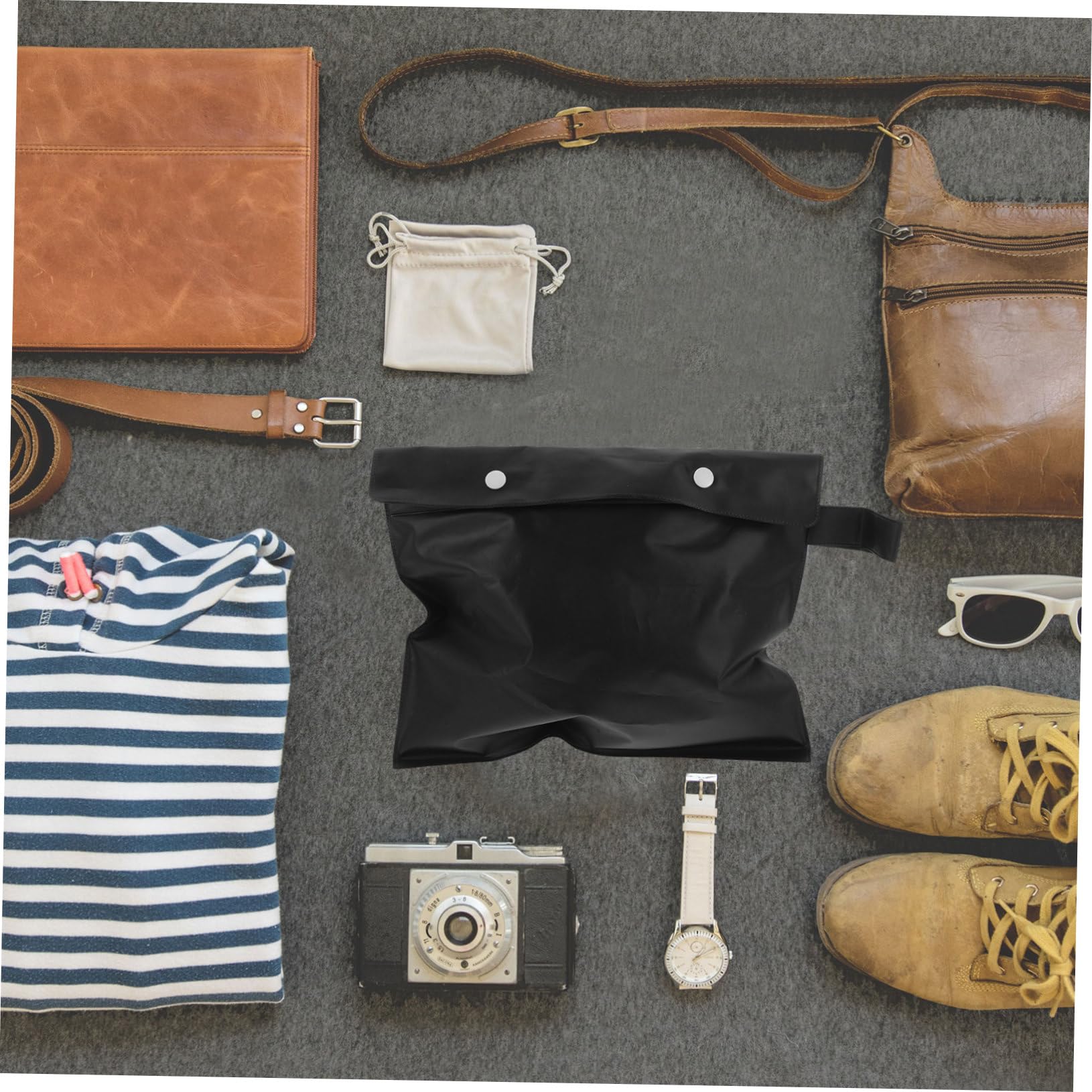 Levemolo Raincoat Storage Bag with Strap Portable Protective Raincoat Pouch for Easy Carrying for Rainy Days Organizer for Wet Clothes