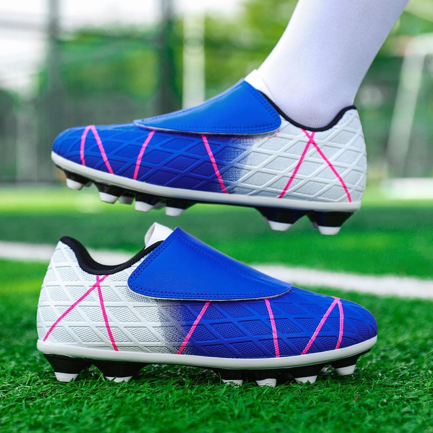 Kids Soccer Cleats Boys Girls Firm Ground Soccer Shoes Youth Professional Athletic Outdoor Football Cleats Shoes