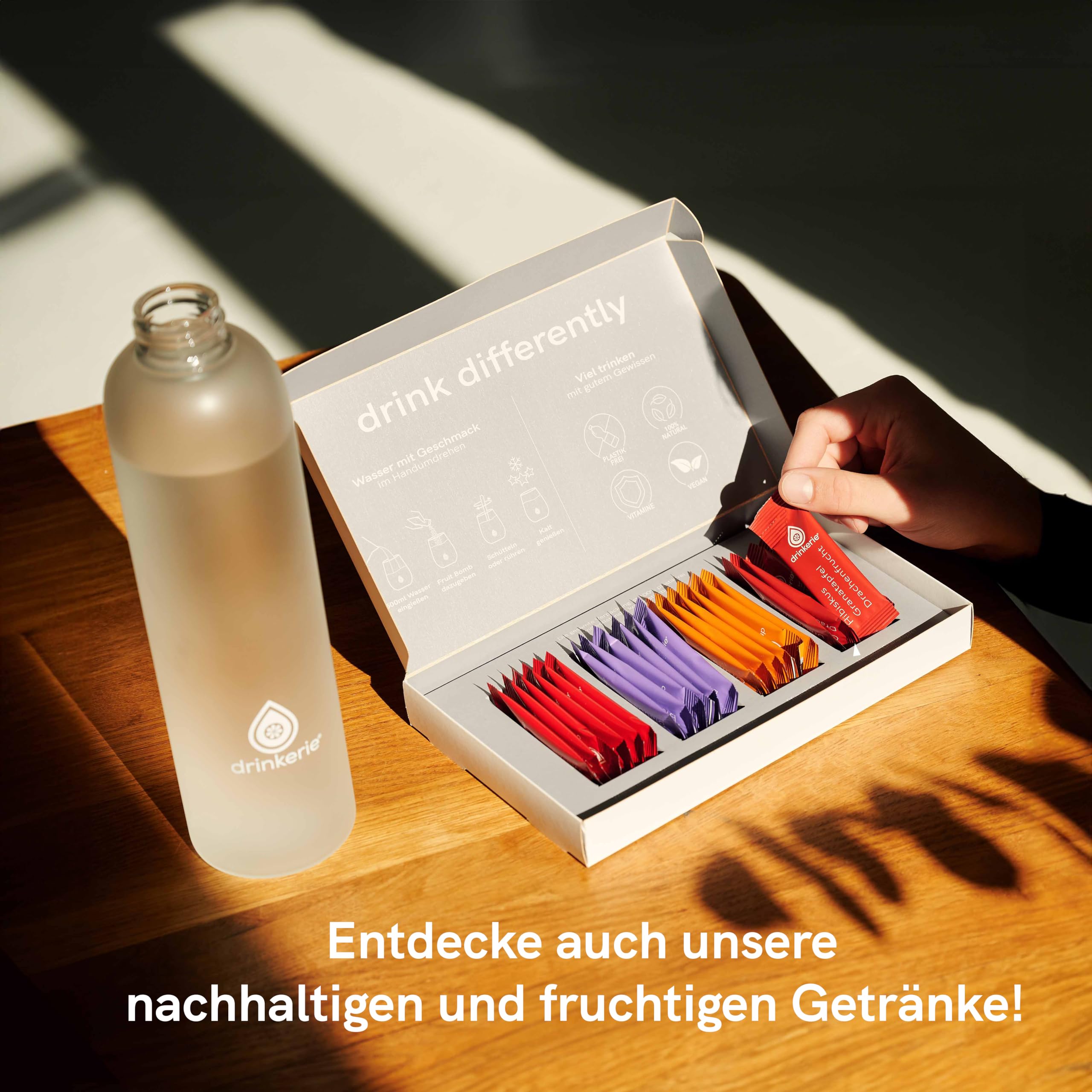 Bouteille en verre de 1 litre (orange) – Design givré – Verre borosilicate de qualité supérieure – Gourde anti-fuite en verre 1 l – Bouteille d'eau en verre durable pour les déplacements