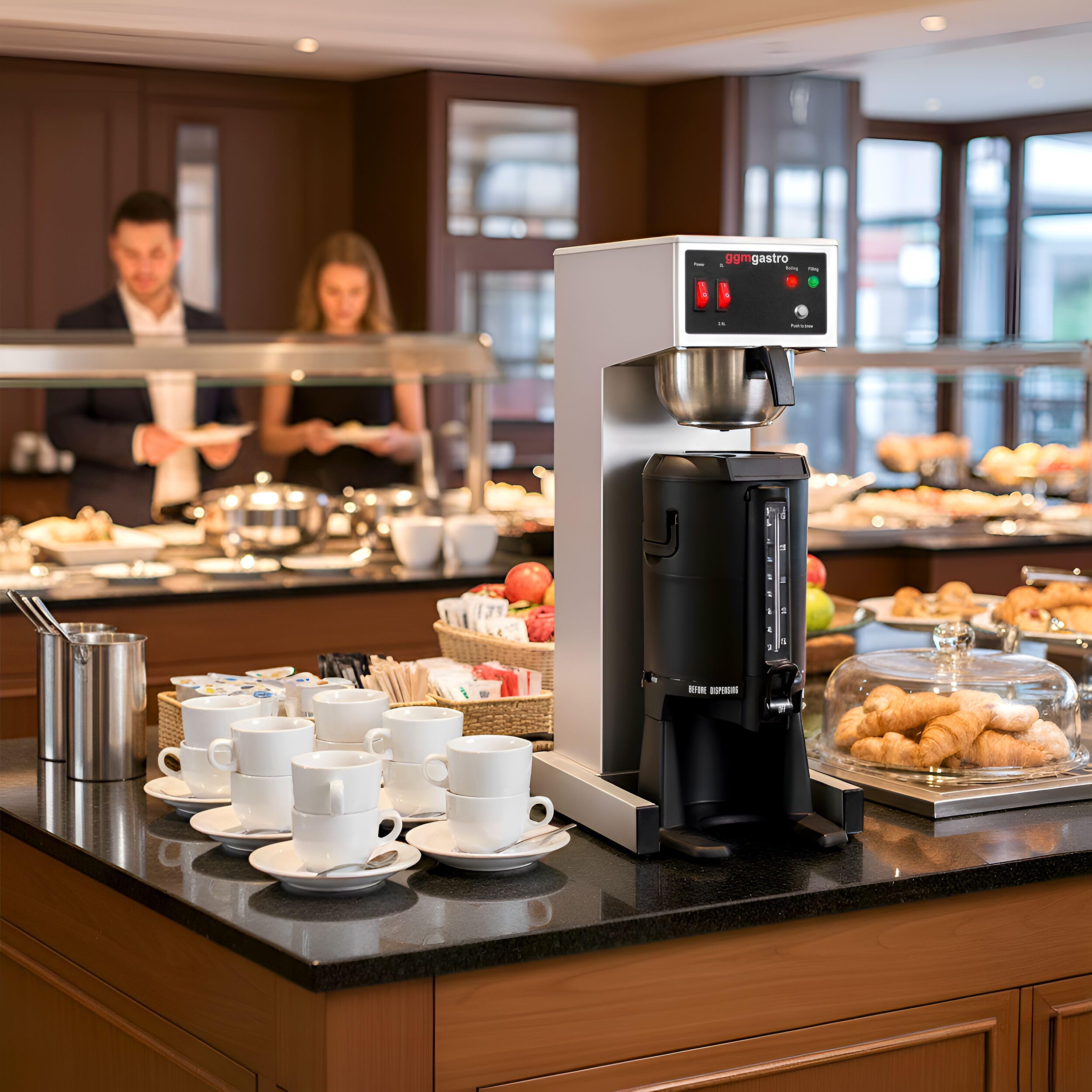 GGM Gastro Filterkaffeemaschine 2,5 L mit Wasseranschluss | Automatischer Festwasseranschluss, hohe Stundenleistung für Gastronomie, Edelstahlgehäuse, zeiteffiziente Reinigung