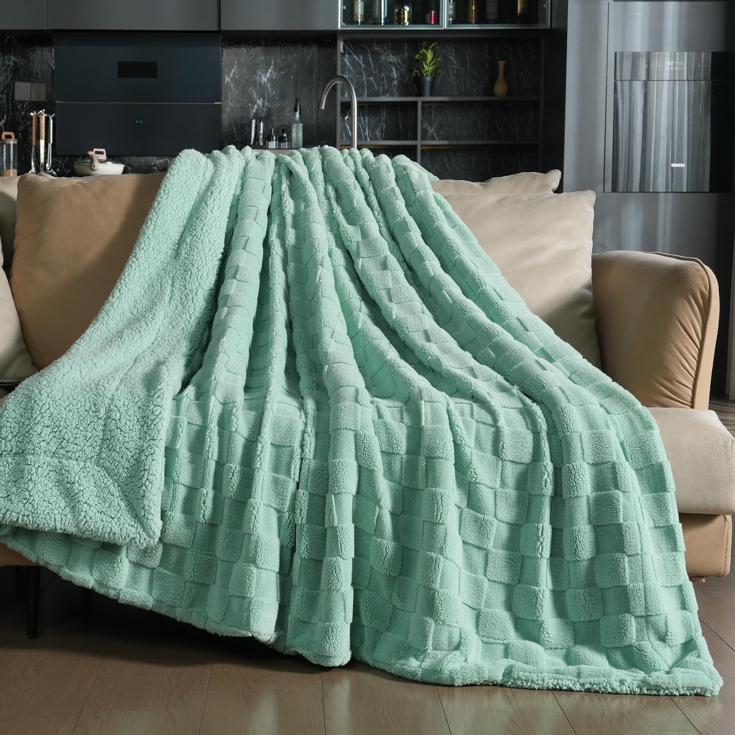 Pawque Soft Cozy Sherpa Fleece Throw Blanket for Couch Bed, Sage Green