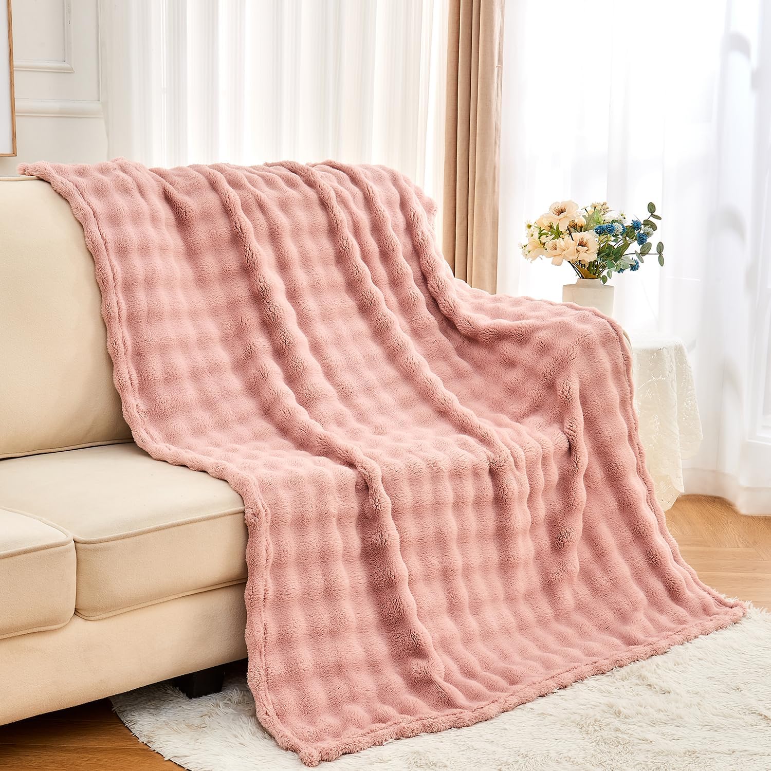 Deamsure Throw Blanket for Couch Pink 3D Bubble Fleece Soft Lightweight Fuzzy Cozy Blankets for Sofa, Women, Girls, All Season Use (Pink Bubble,Throw(50"x60"))