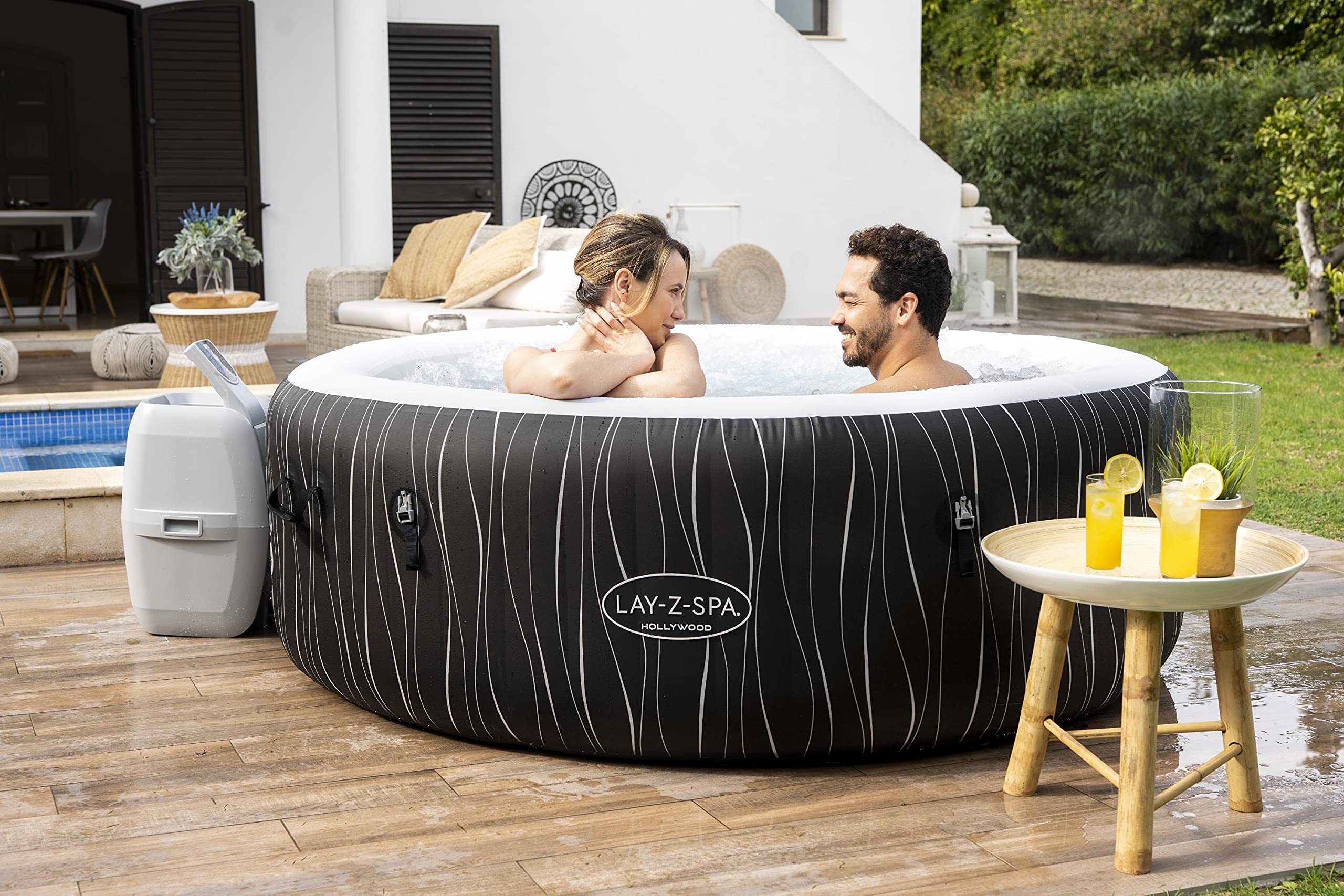 Bestway LAY-Z-SPA® Hollywood Airjet™ 196 x 66 cm, 4-6 personnes