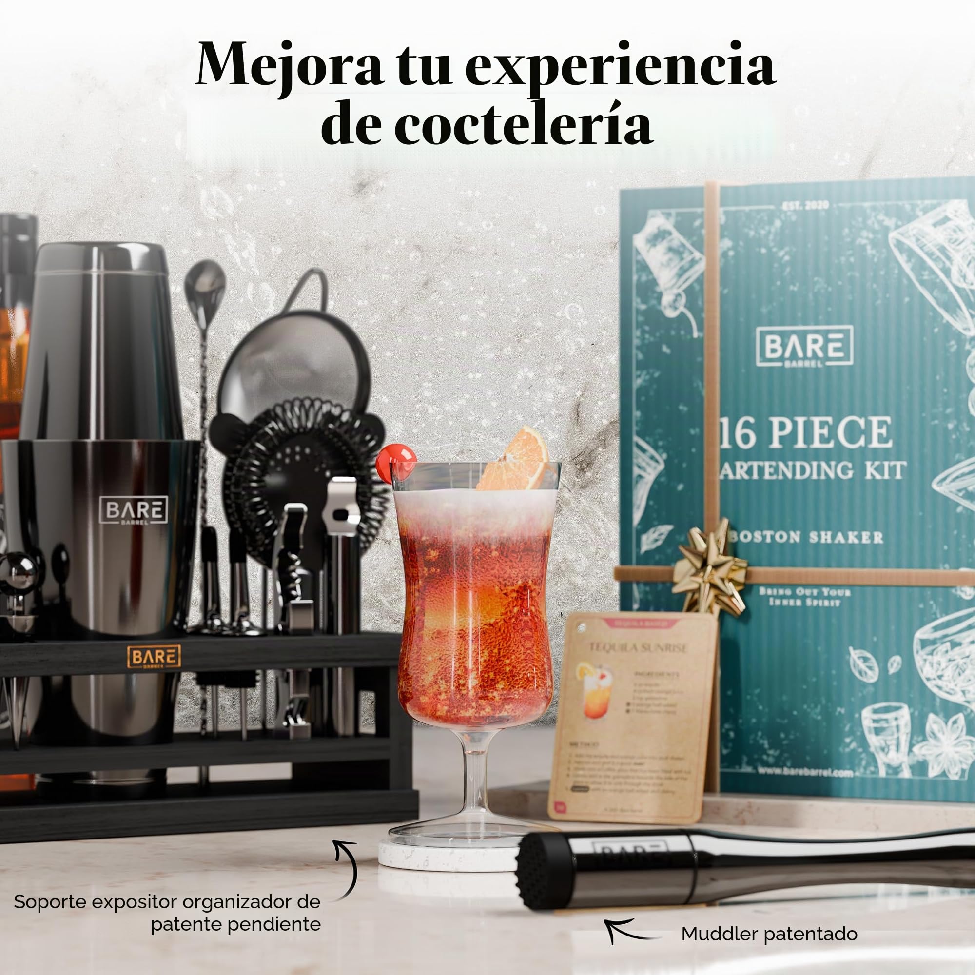 BARE BARREL® Kit de preparación de cócteles | Kit de coctelera de 16 piezas | Soporte de exhibición de bambú y 35 tarjetas de recetas | Juego de regalo de cóctel Mixology (coctelera Boston de 800 ml,