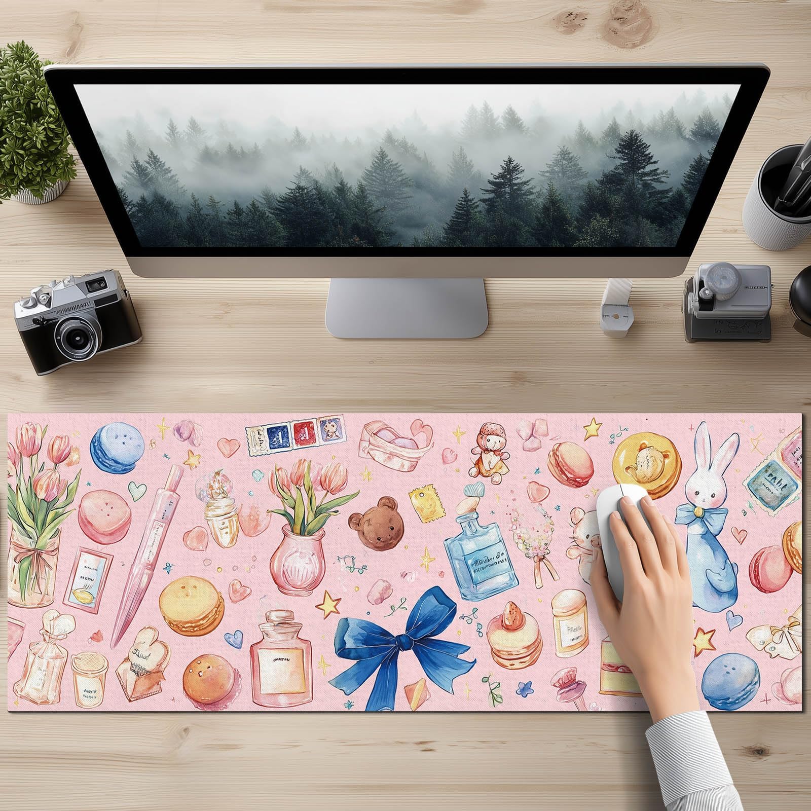 HOMETITUTE Pink Aesthetic Large Mouse Pad 31.5 x 11.8 Inch XL Desk Mat Extended Keyboard Pad Mouse Mat for Desk Computer Mat Waterproof Gaming Mouse Pad Non Slip Base for Office Home