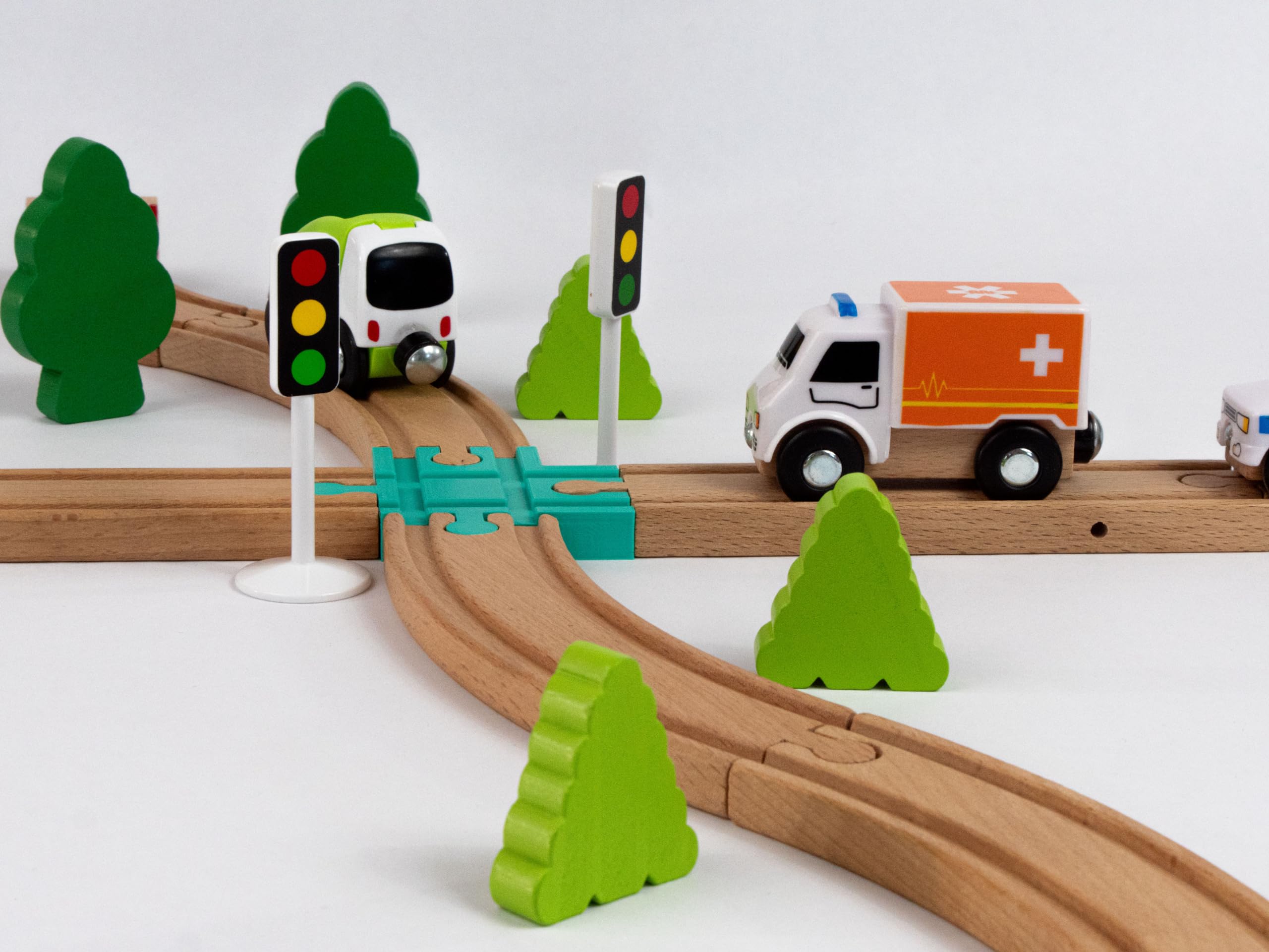 Briocks® - Crossroads for Wooden Train - Compatible with BRIO, Thomas, Lillabo, IKEA, Melissa & Doug, Oxybul, Playtive and many more! - Image 2