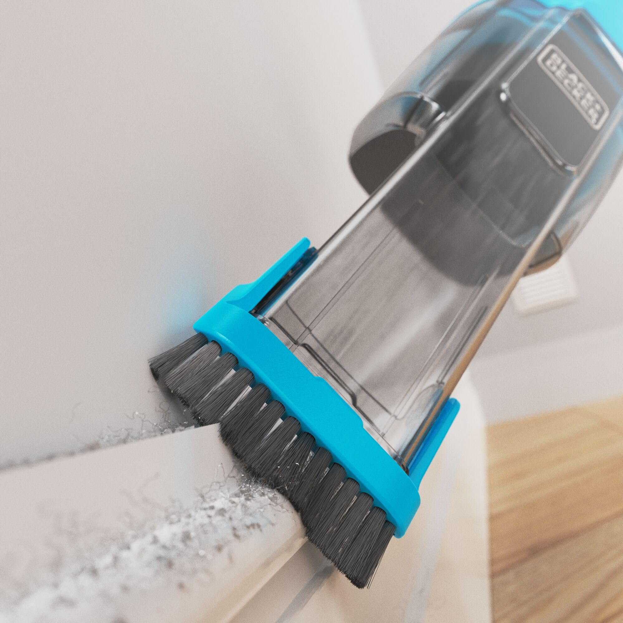Black+Decker NVD215J-QW Aspirador de Mano 7.2 V, Batería de 1.5 Ah, Autonomía de 10 min, Deposito Trasparente de 290 ml, Boquilla Larga, Incluye Cargador Tipo Jack y Boquilla para Ranuras