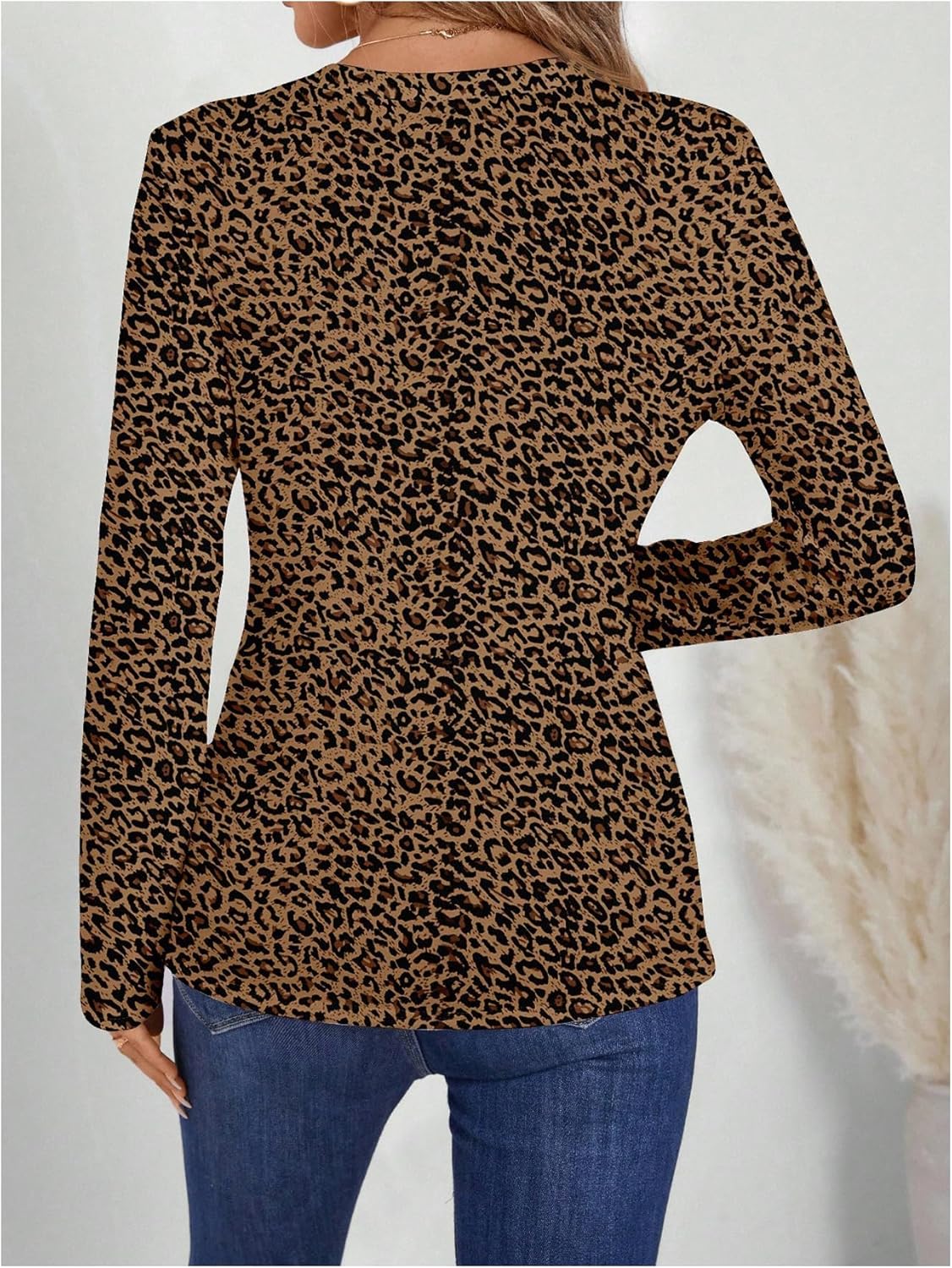SOLY HUX Women's Leopard Print Top Long Sleeve V Neck Casual T Shirts Going Out Fall Tees - Image 2