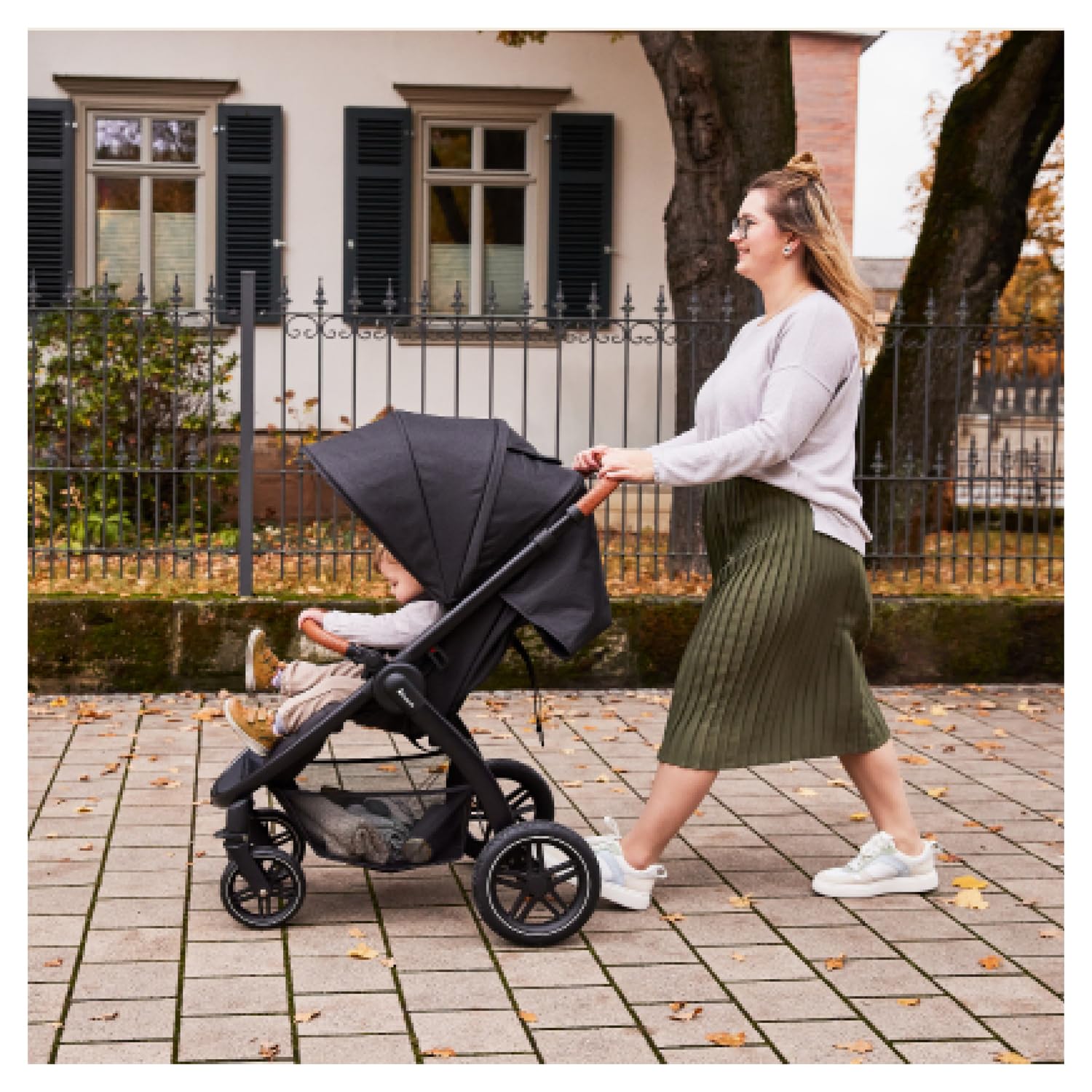 hauck Uptown Poussette Compacte Noir Chiné – dès la Naissance avec Dossier Inclinable, Siège Large jusqu’à 22 kg, Roues Caoutchouc, Suspension, UV 50+, Pliable, Hauteur Réglable, Grand Panier