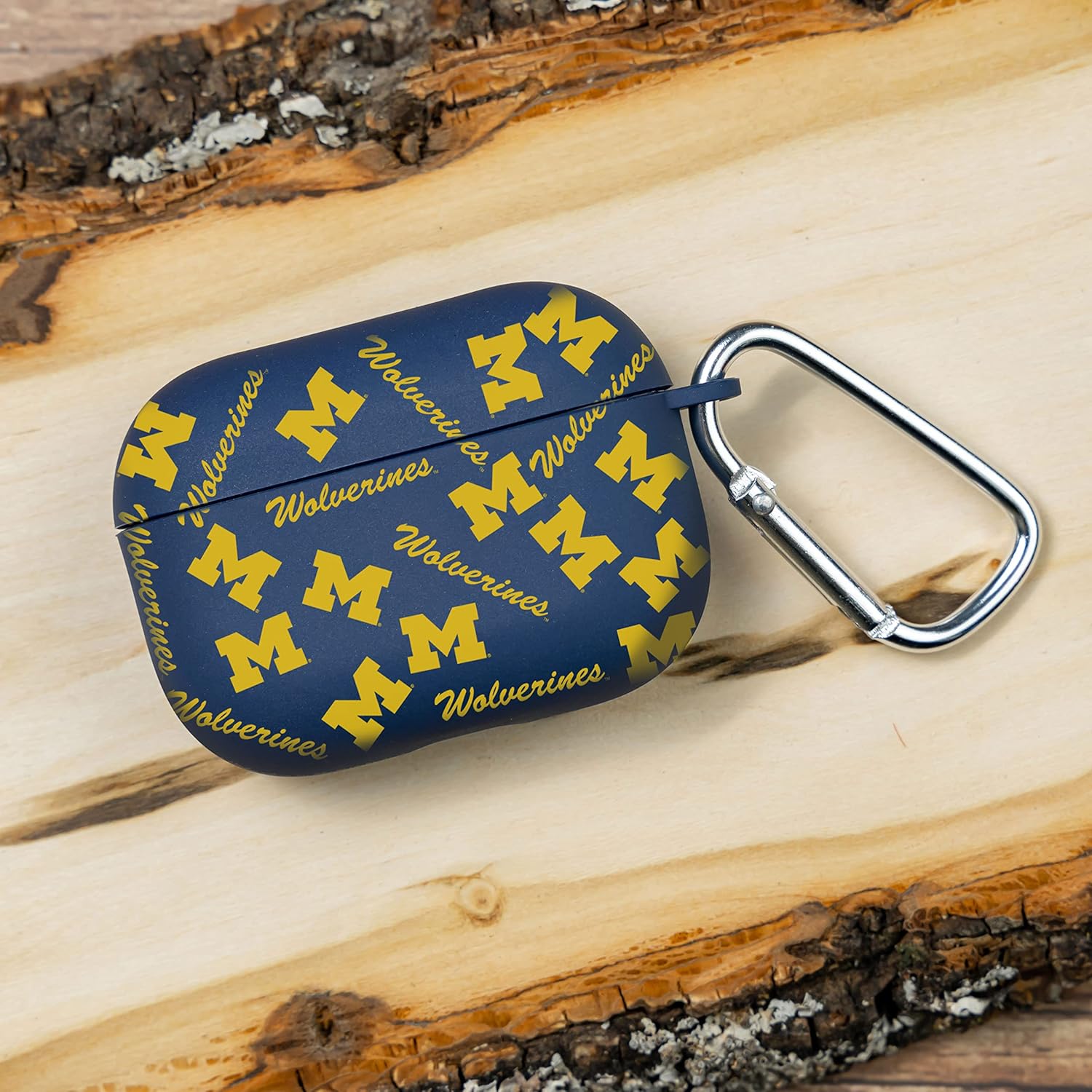 AFFINITY BANDS Michigan Wolverines HD Combo Package Compatible with Apple Watch and AirPods Pro (42/44/45/49mm (46mm Series 11) Short Random)
