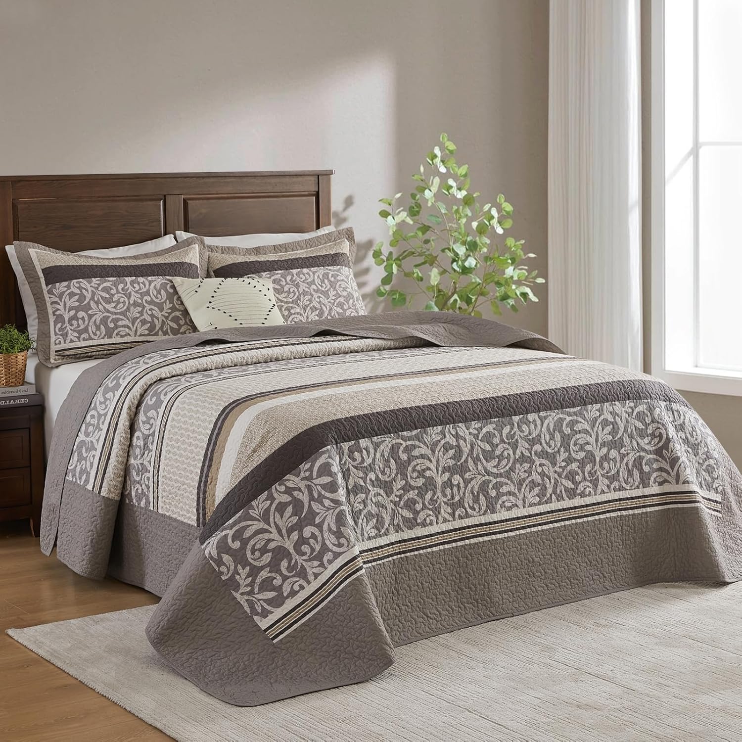 Farmhouse King Bedspread 120x120, 100% Cotton Oversized Quilt Bedspread Coverlet Set, Striped Botanical Pattern, Lightweight Quilted Bedding Set, All Season, Taupe/Brown/Sand