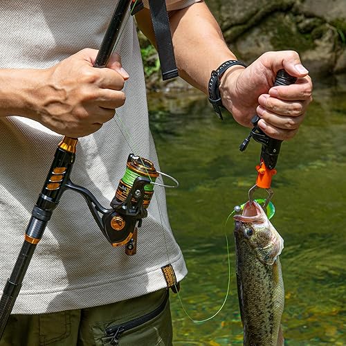 Miniatura 8 de THKFISH Combo de caña de pescar y carrete con mochila, kit de carrete giratorio de caña de pescar telescópica con señuelos de pesca, alicates y Kit