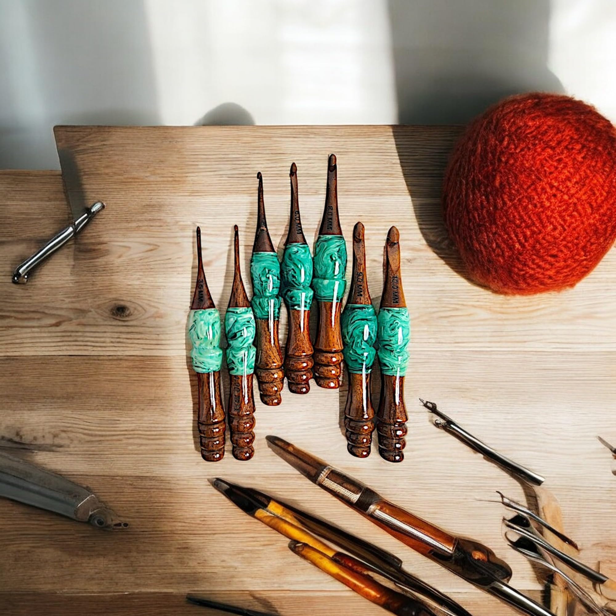 Craftana Ręcznie robione ergonomiczne szydełka z drewna i żywicy, zestaw 7