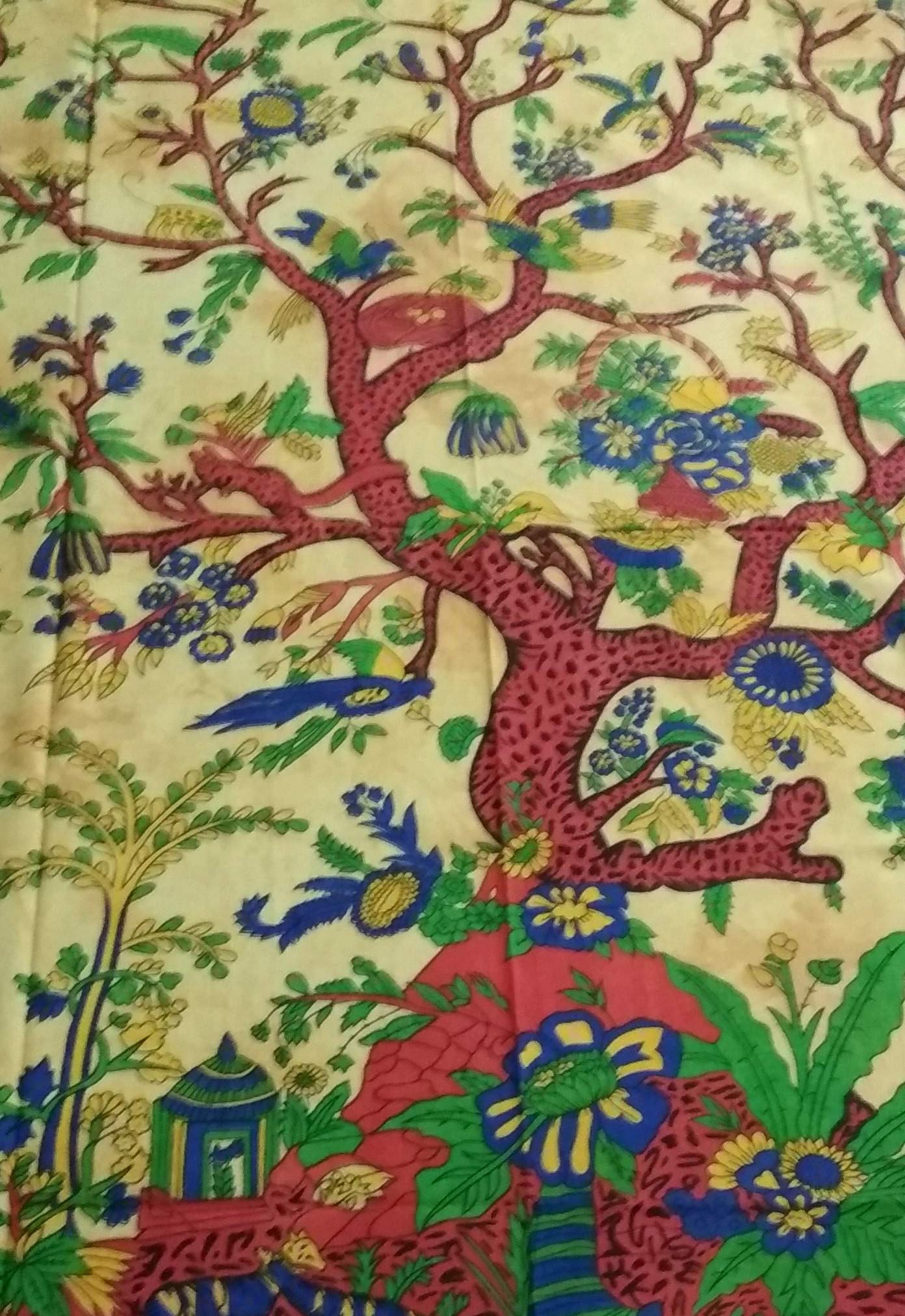 Couverture de lit en coton pour raviver une décoration de chambre terne rapidement