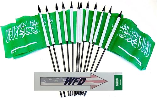 Miniatura 174 de Banderas de escritorio de Nicaragua, paquete de 12 banderas pequeñas de poliéster de 4 x 6 pulgadas en miniatura para mesa de oficina, pequeñas