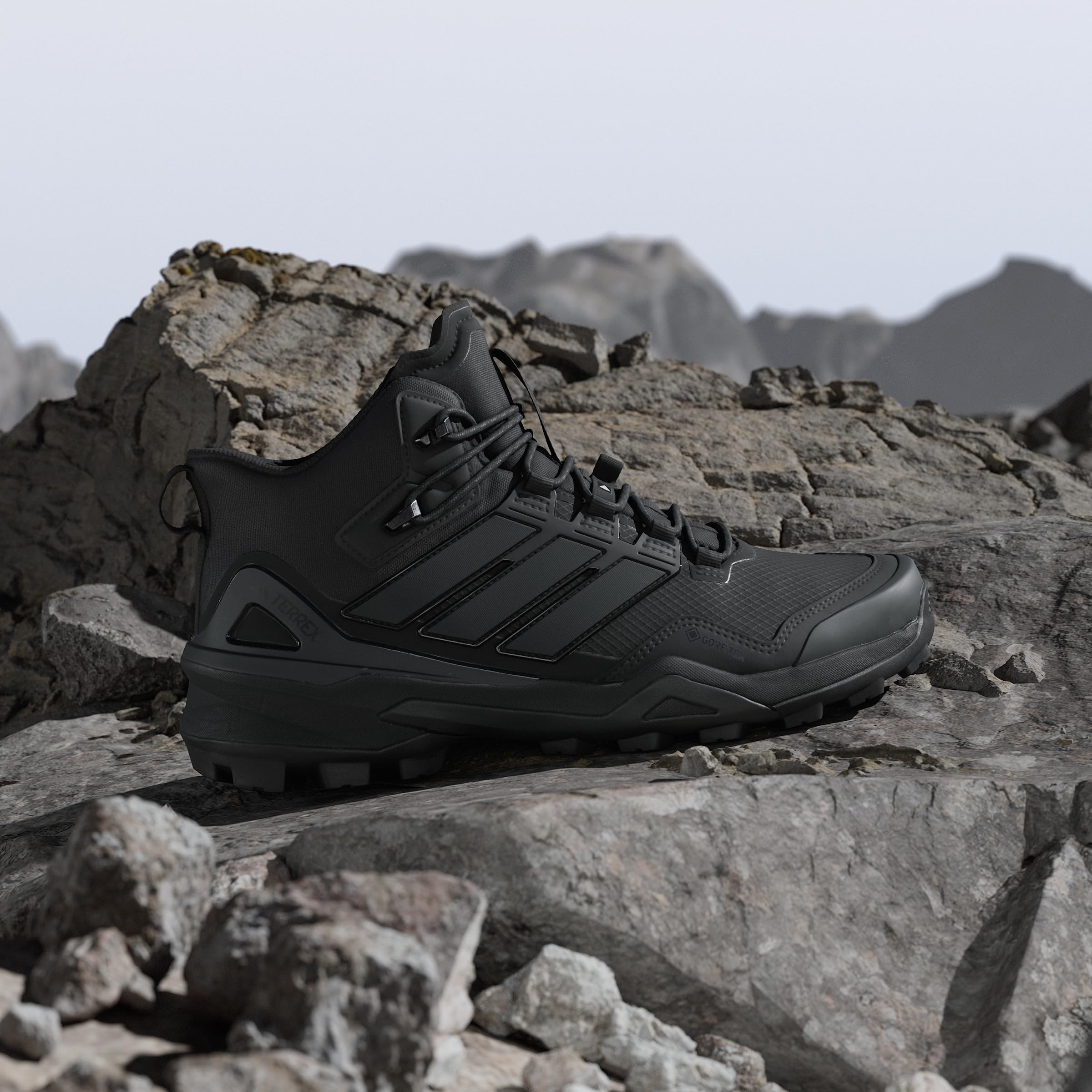 adidas Men Scarpe da Hiking Terrex Skychaser Mid Gore-Tex