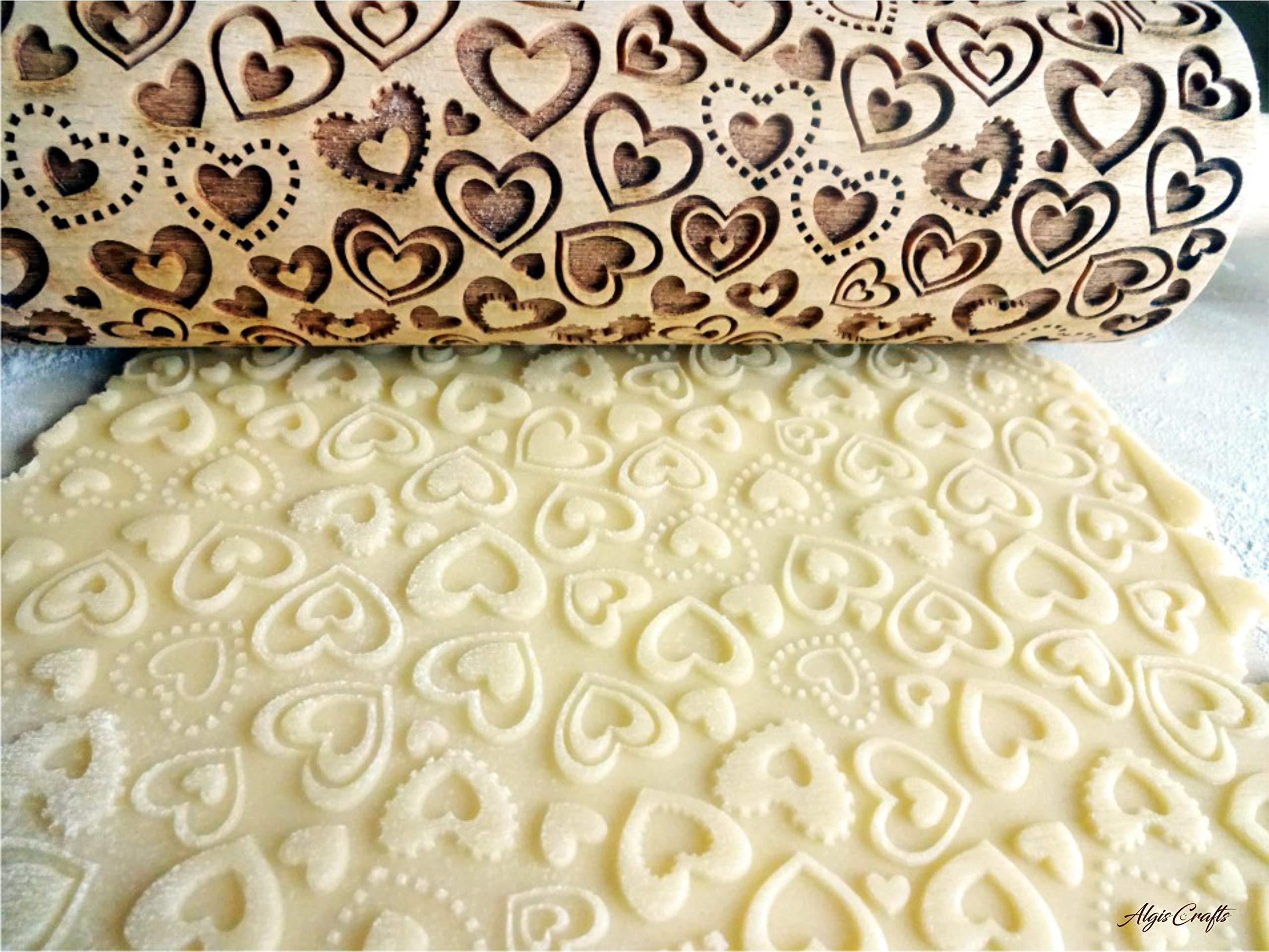 LIEBE HERZCHEN Nudelholz. Teigroller mit Muster für Hausgemachtes Gebäck und Keramik. Gravierte Nudelholz mit Muster von Algis Crafts