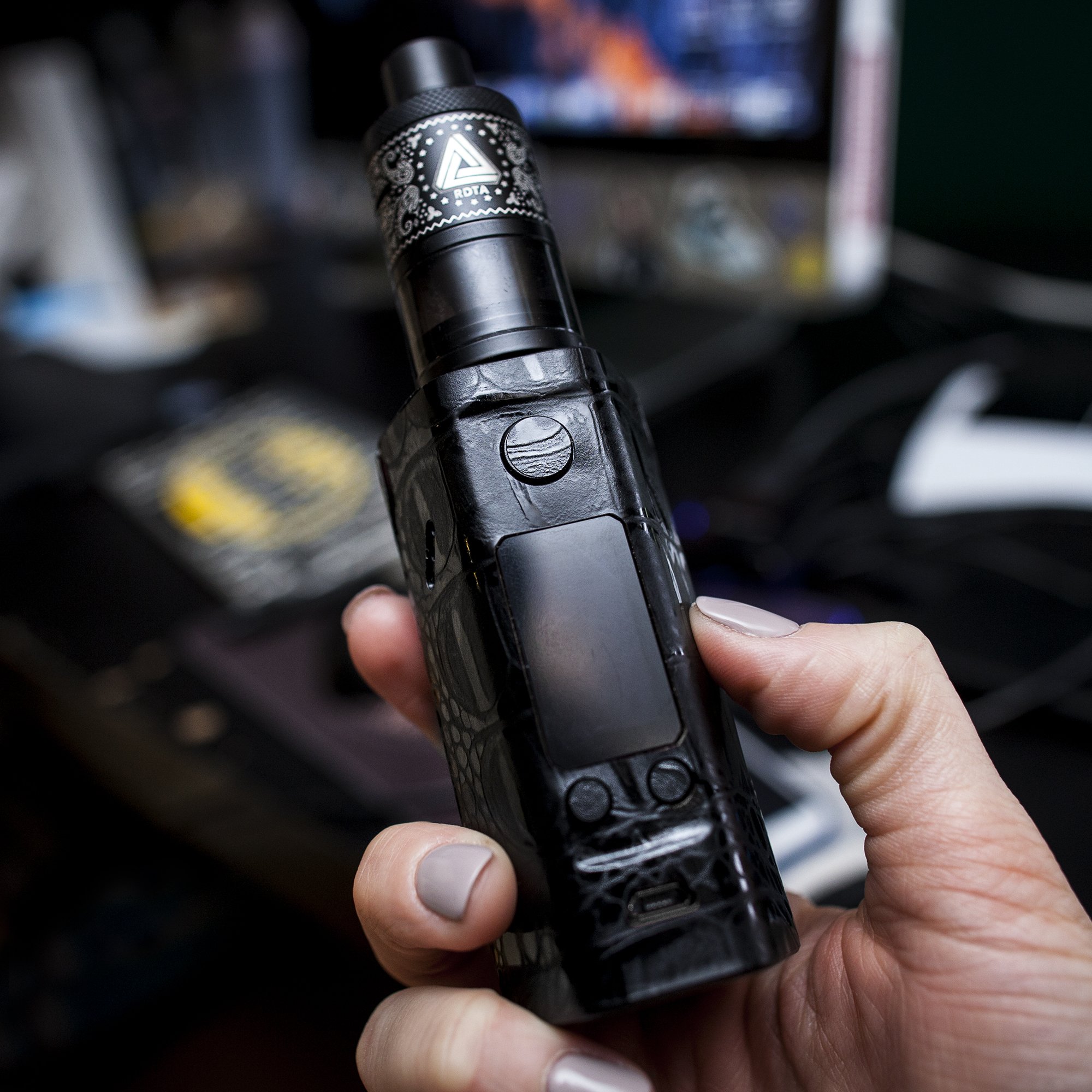PIMP MY VAPE - Alligator - Custom Protective Vinyl Decal for ecig (e- cigarette) WISMEC REULEAUX RX 200S