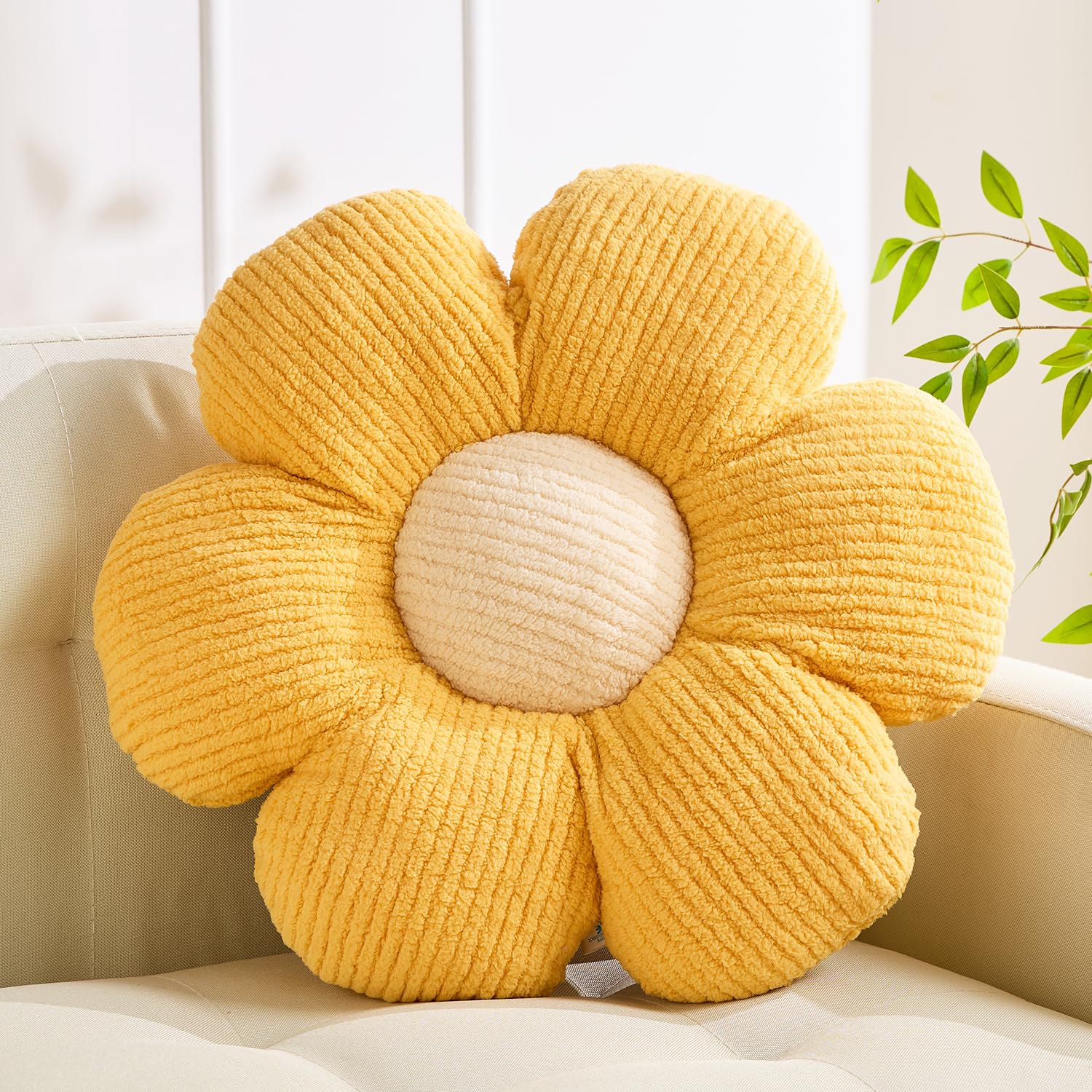 XIAIJIA Flower Pillow,Daisy Throw Pillows, Flower Cushion, Yellow,19.6 Inch