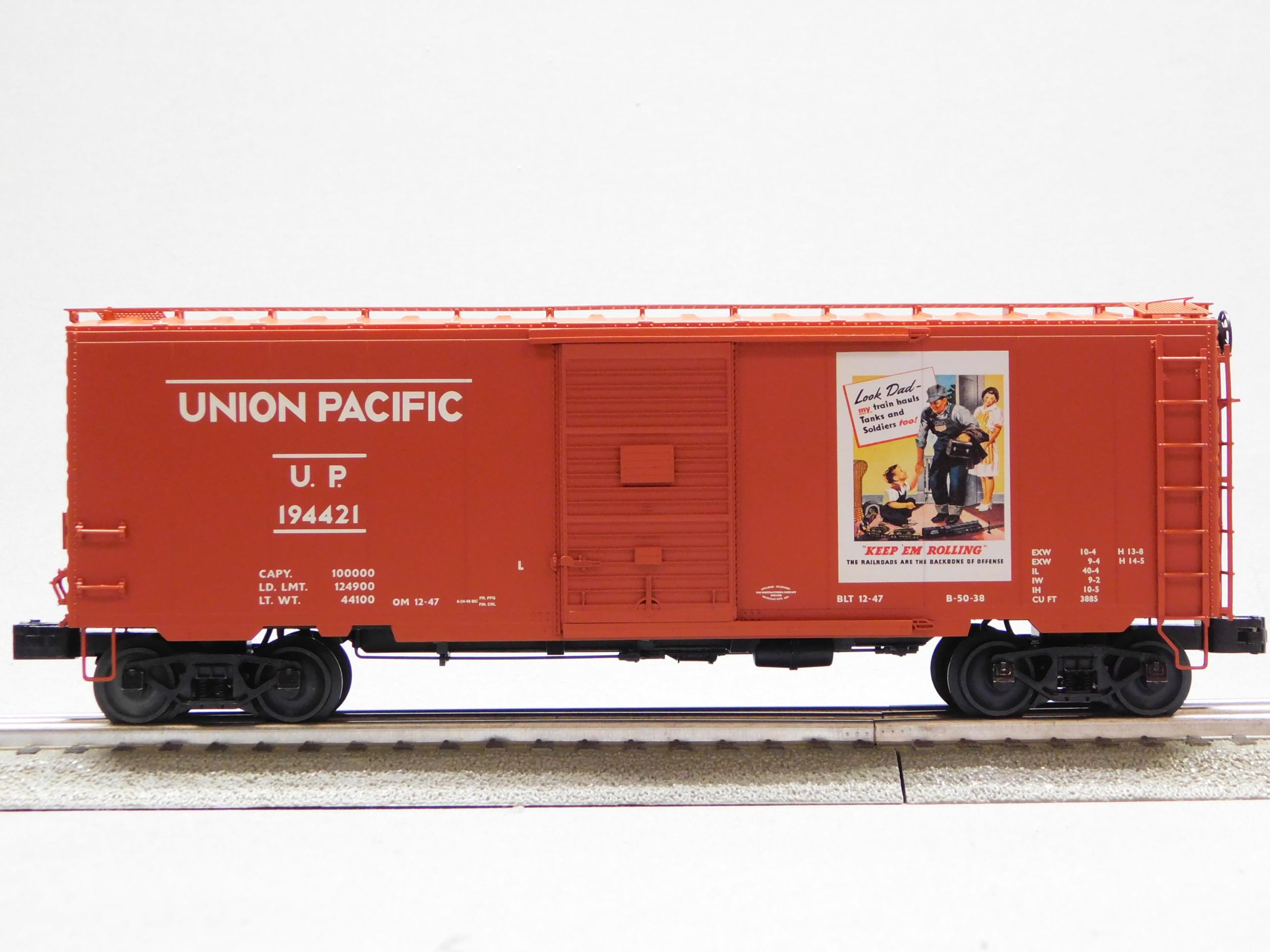 Lionel UP WWII Look DAD PATRIOTSOUNDS PS-1 BOXCAR Sound O Gauge 2426090
