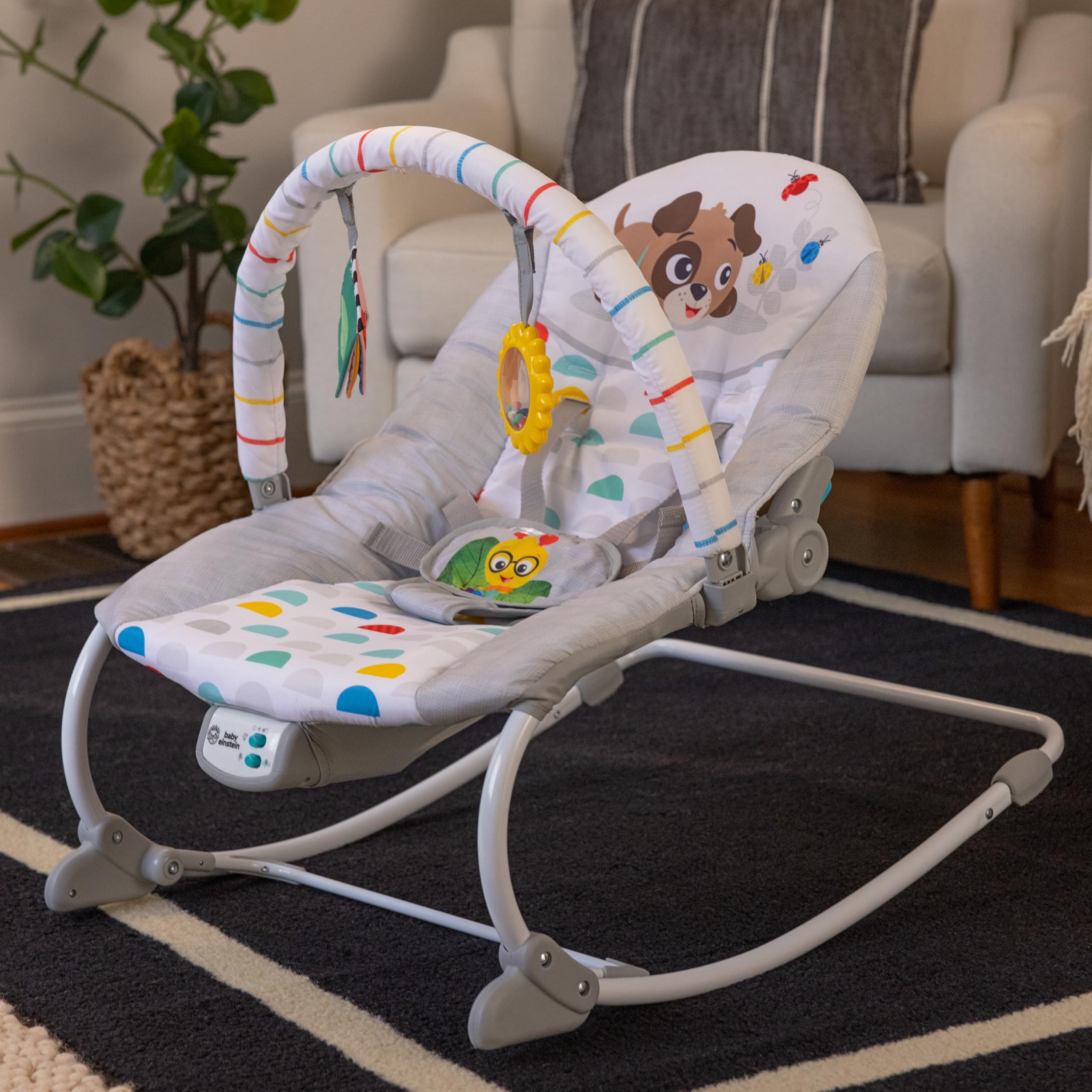 Baby Einstein, Dondolo Musicale Dean's Discovery Spot per Neonati e Bimbi, 2-in-1 Sedia e Dondolo, Vibrazioni e Musica 20+ Minuti, 2 Posizioni Reclino, Giochi Staccabili, Max 18 kg, 0+ Mesi