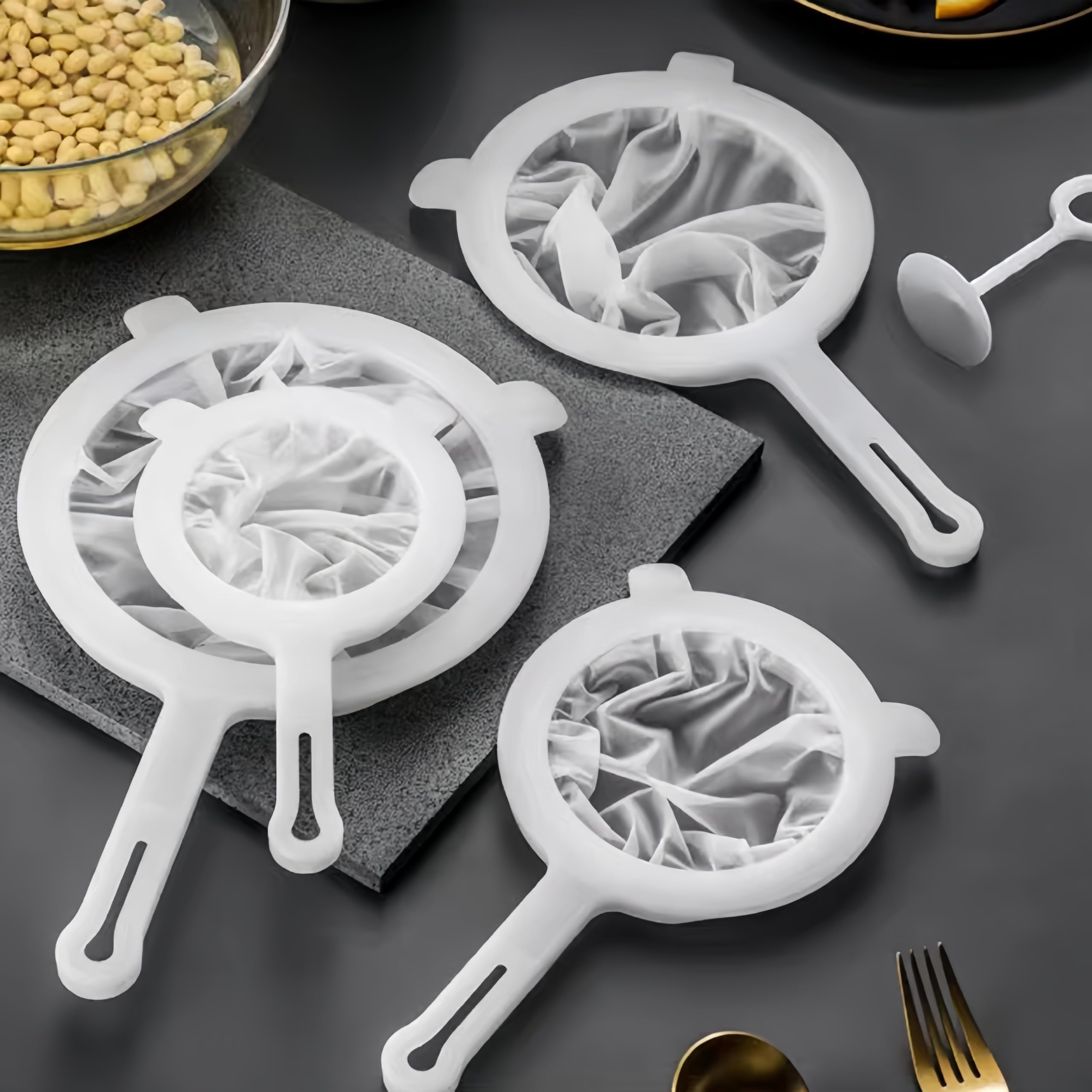 Plastic Strainer Images at Irene Troyer blog