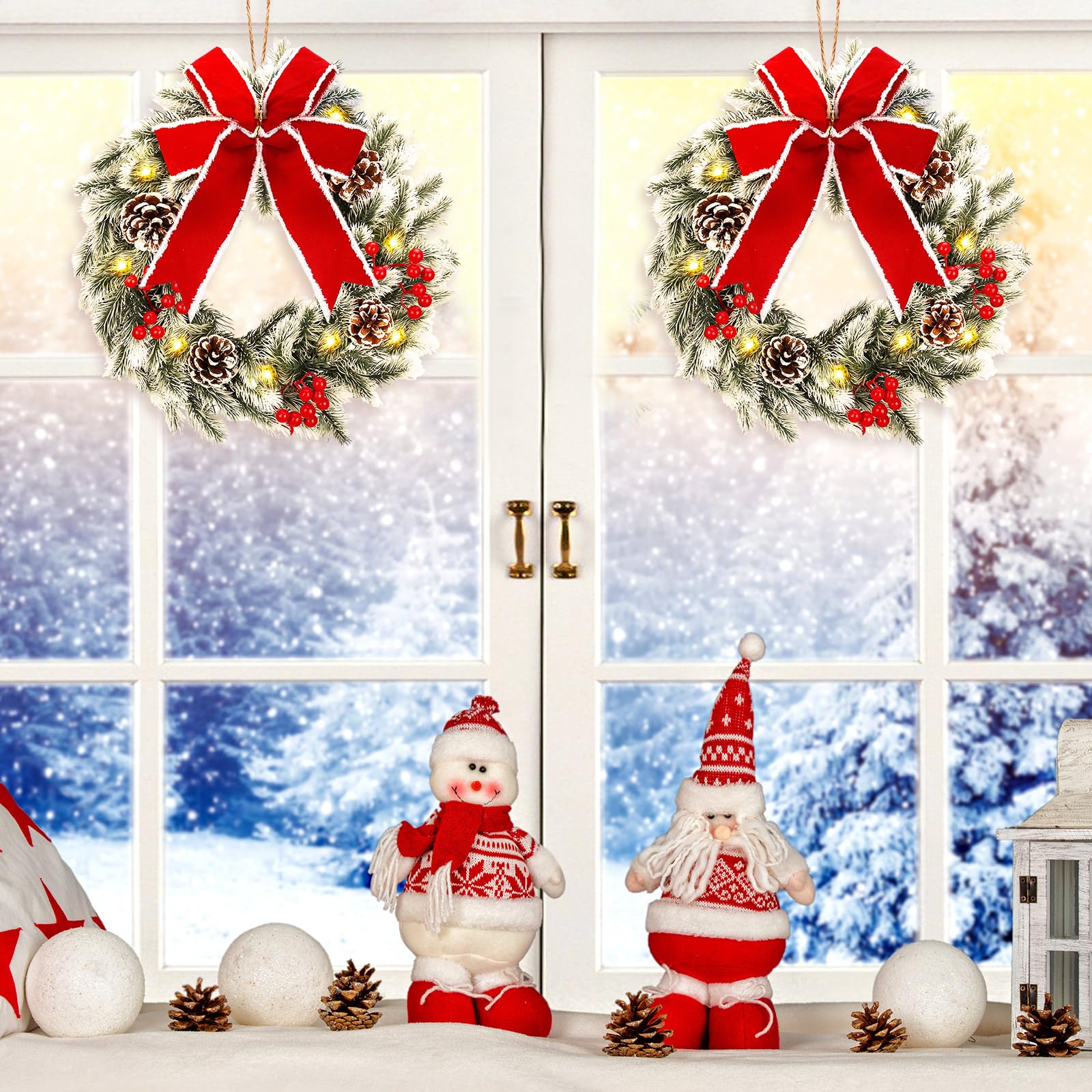 Corona iluminada de Navidad con piñas, bayas rojas y lazo rojo grande, corona de Navidad al aire libre con luces LED cálidas para decoración de Navidad, hogar, vacaciones de invierno (juego de 2)