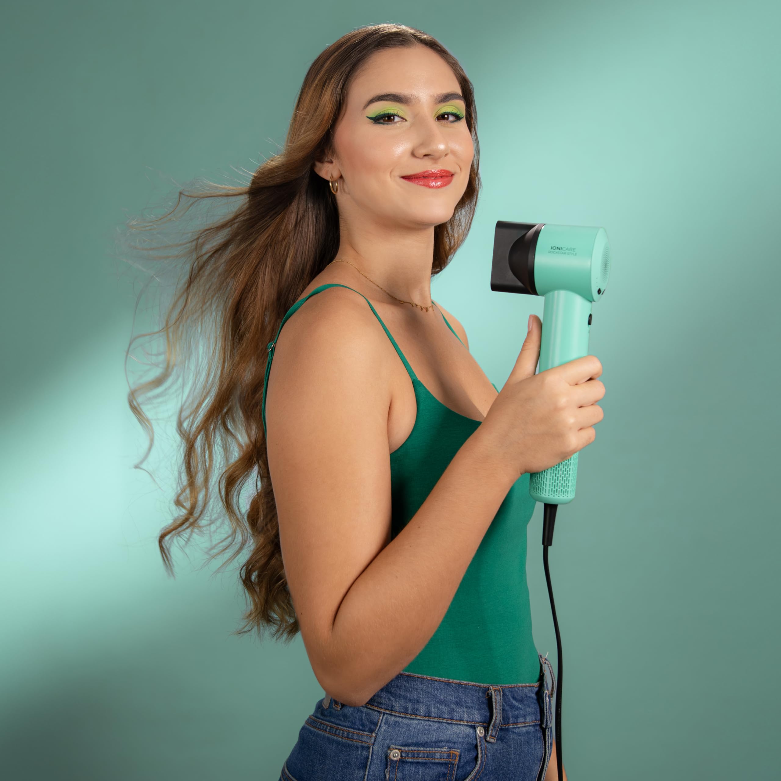 Cecotec Ionicare Rockstar Style Green suszarka do włosów, bardzo kompaktowa i lekka suszarka do włosów, silnik 1500 W 110000 obr./min, generator jonów, 4 temperatury, 3 stopnie prędkości, cicha praca: