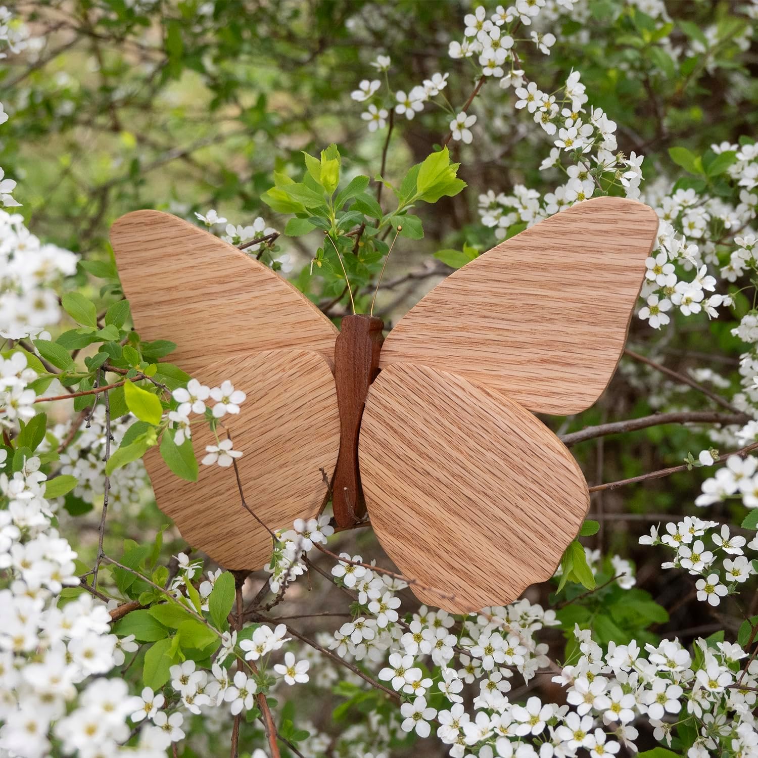 Telinego 2 Pack Handmade Wooden Butterfly Wall Art Hanging Decor Butterflies Wall Art Hanging Sculpture for Bedroom Bathroom Living Room Butterfly Home Decoration for Kids Baby Nursery Room Decor (Brown+Beige)