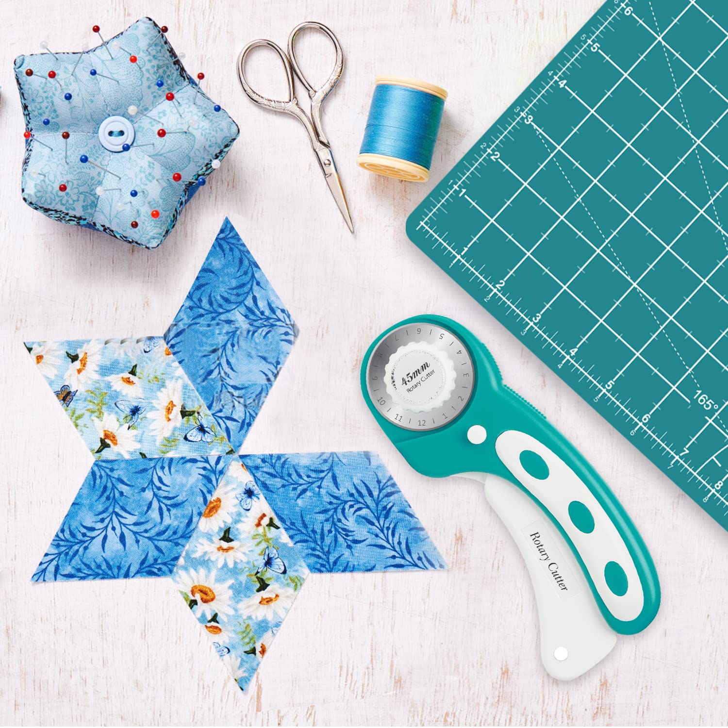 Kit de découpe rotatif avec coupe-tissu de 45 mm, 5 lames rotatives supplémentaires, tapis de découpe auto-cicatrisant A2, règle en acrylique et pinces à coudre, ciseaux, idéal pour les travaux