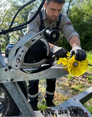 Miniatura 5 de Rodillo de campana de parada de arco de montaje de rodillo de remolque de barco de 3 pulgadas y 4 pulgadas con eje de 12 pulgada Material PVC Color