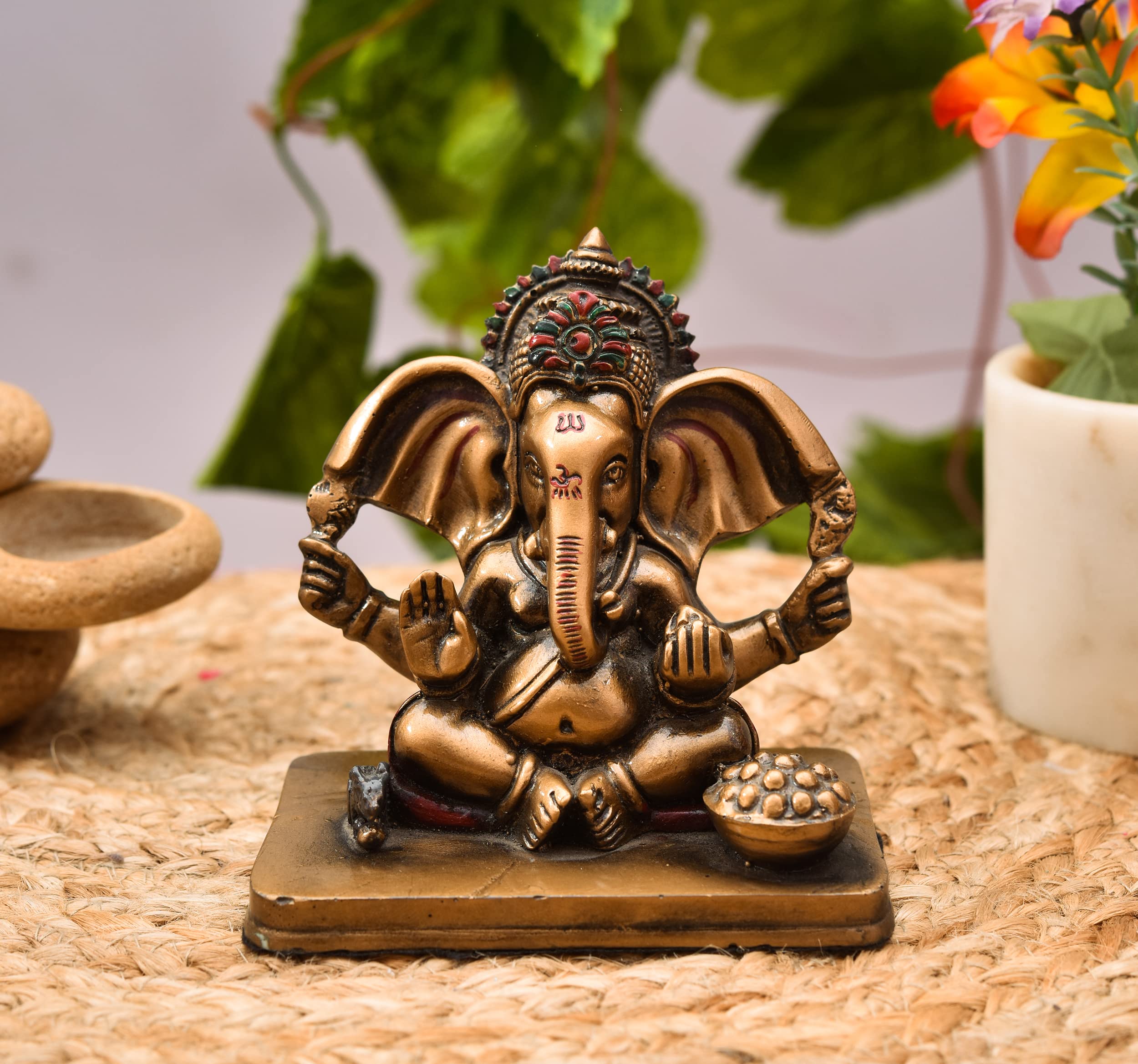 HNH CRAFTS Polyresin Hand Printed Ganesh Ji Murti Lord Ganesha Idol for Home Car Dashboard Décor (5 x 4 Inches)