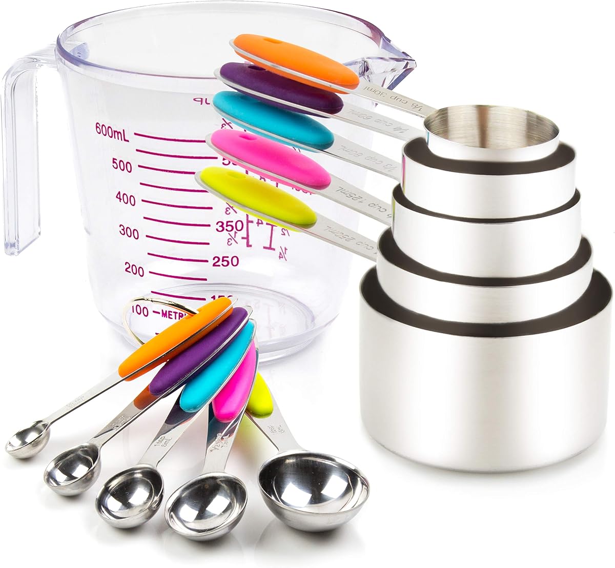 Juego de Tazas y Cucharas Medidoras de 11 Piezas. Incluye juego de 10 cucharas y tazas medidoras de acero inoxidable y 1 taza medidora de plástico. Juego de vasos medidores de líquidos y juego de vasos medidores de metal seco