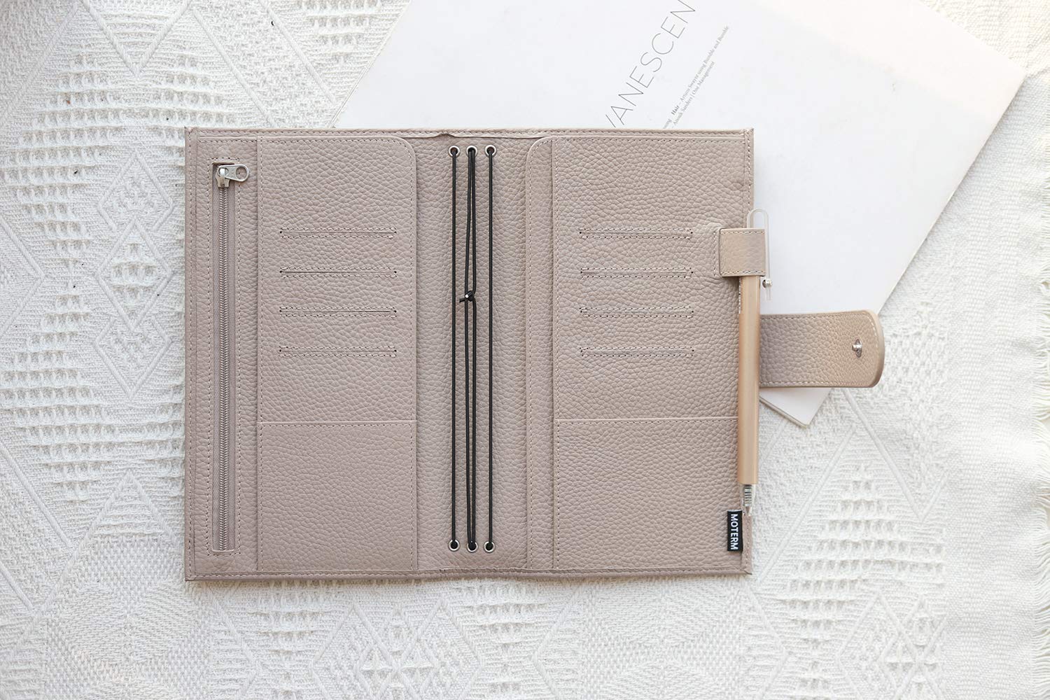 Moterm Companion Traveler's Quaderno Cover - Design migliorato con tasca posteriore (Dimensioni standard, Grigio/silice)