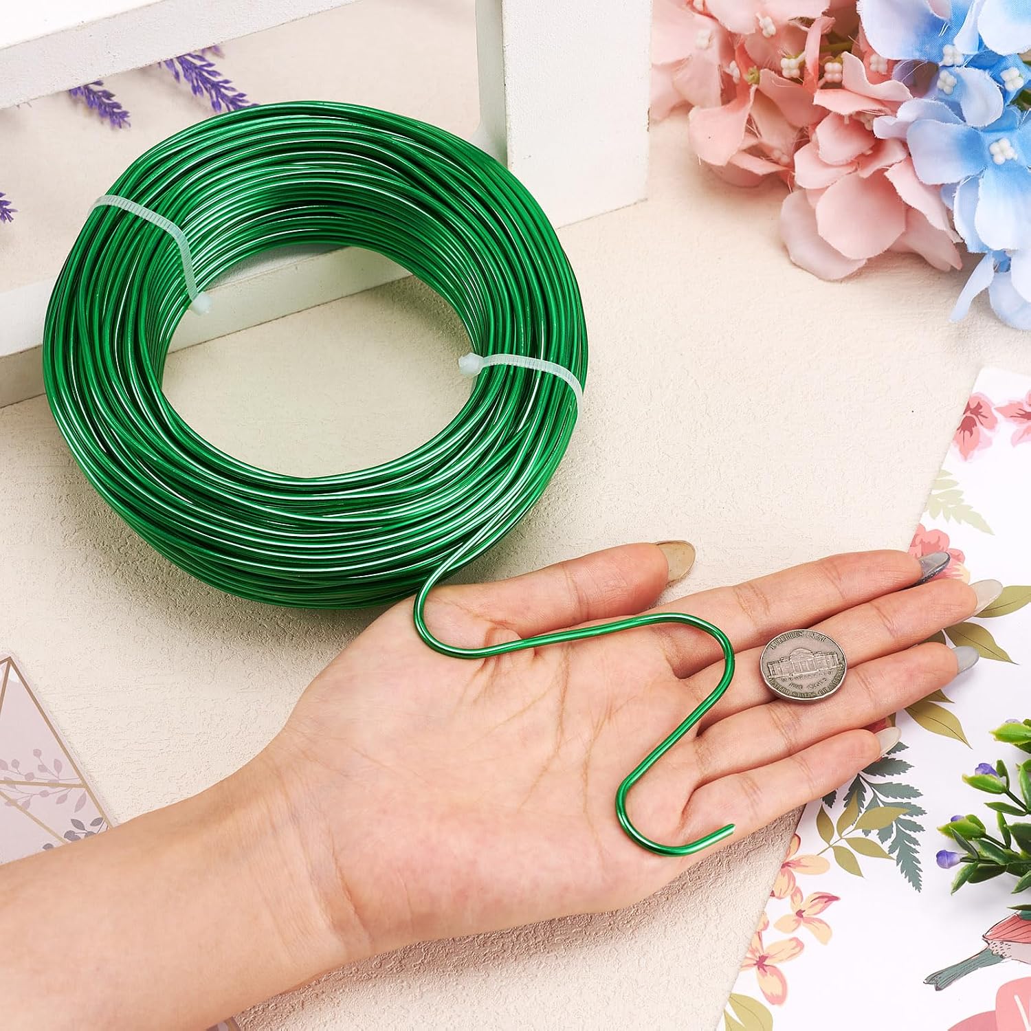 Craftdady 114 Feet Green Aluminum Wire 10 Gauge Bendable Metal Craft Wire 2.5mm Flexible Sculpting Wire for Doll Skeleton Gem Wrapping Jewelry Making