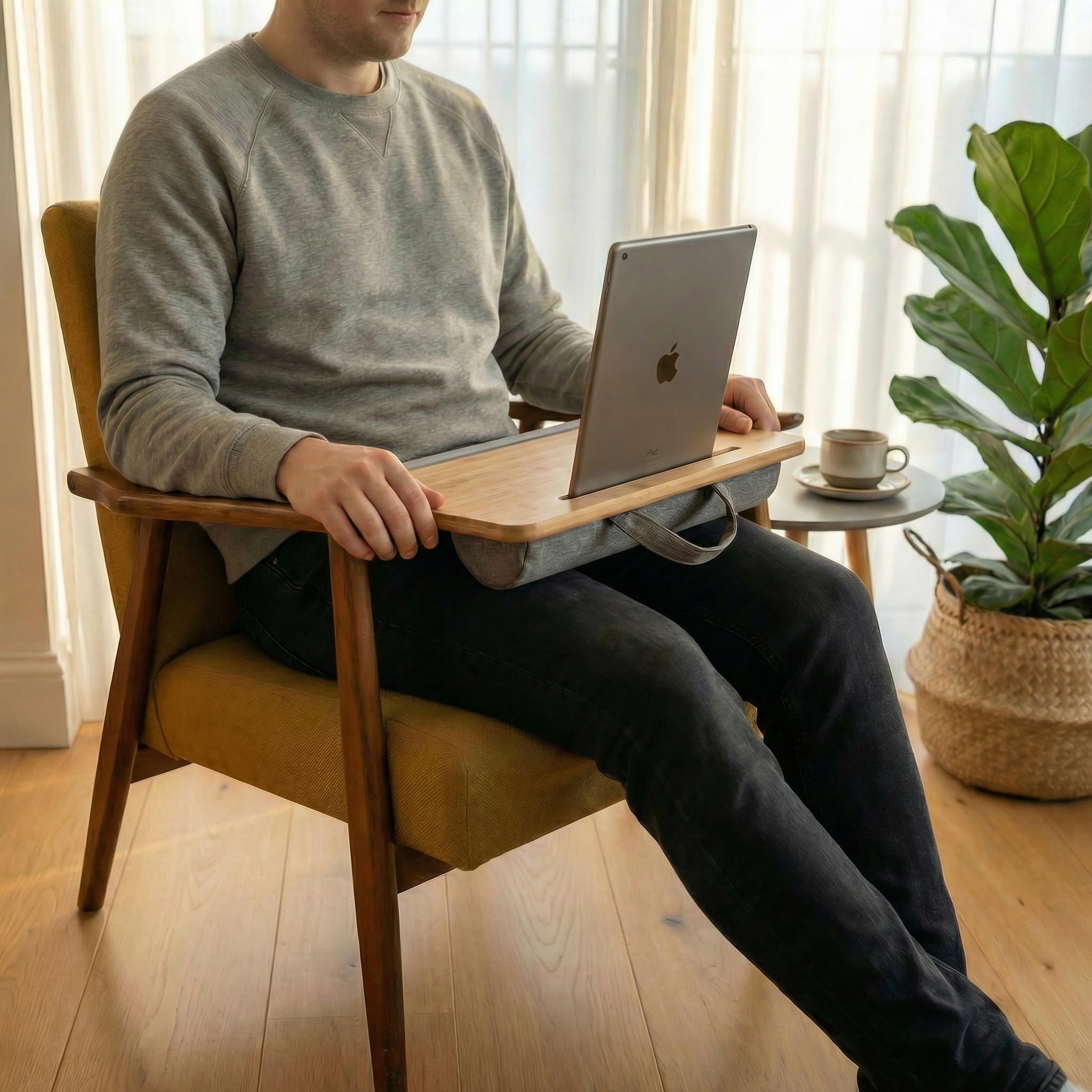 PEPE Mobility Soporte Portatil Sofa de Bambú, Soporte Regazo Ordenador Portatil Acolchado, Cojin para Laptop
