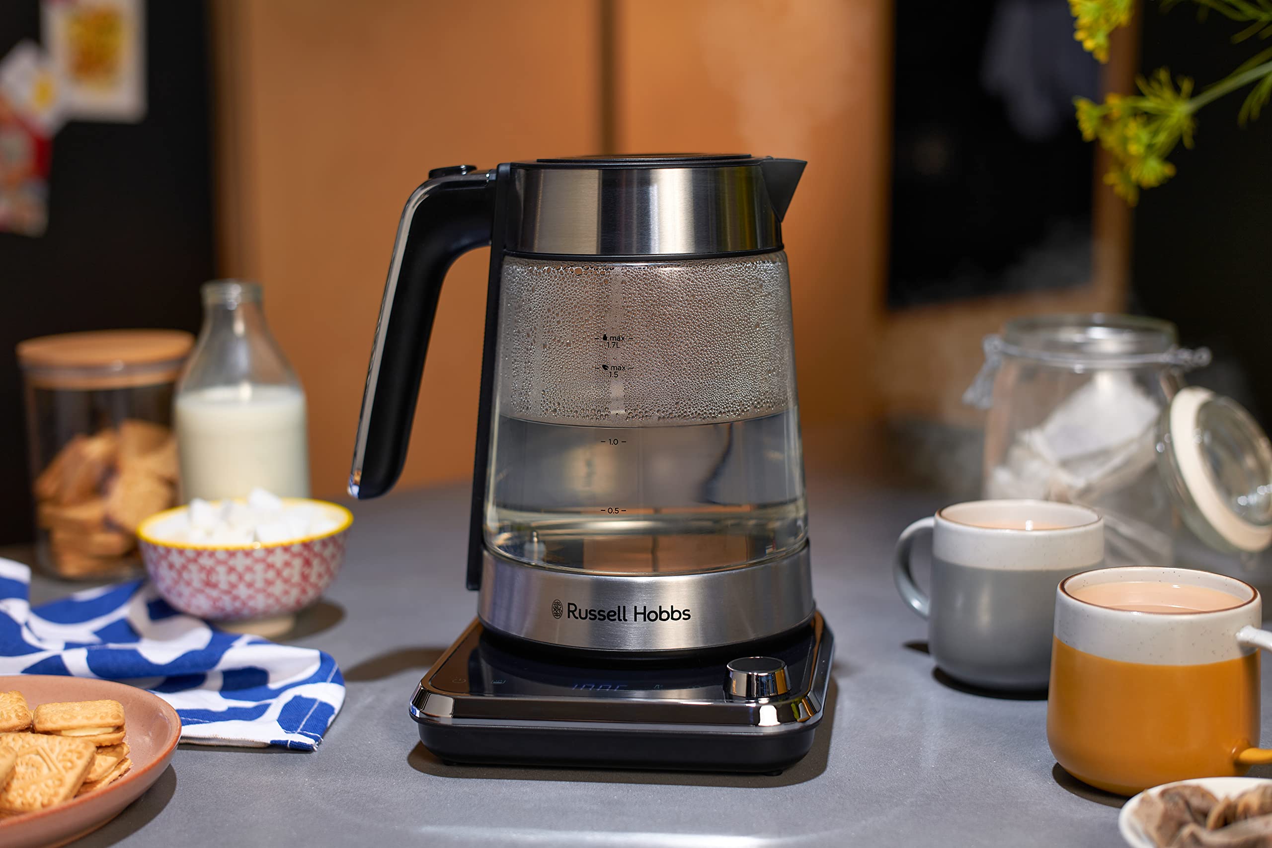 Russell Hobbs Bollitore Elettrico - Design in Vetro, Impostazione Della Temperatura 40-100° e Filtro per Infusione - 1,7L, 2400W Acciaio Inox; Touch Digitale; Mantenimento in Caldo, 26200-70