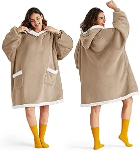 Bedsure Blanket Hoodie, Wearable Blanket for Adults & Kids as Gifts for Women Men, Birthday Gifts for Women Mom Girl Sherpa Oversized Hoodie, Gold Brown, Standard
