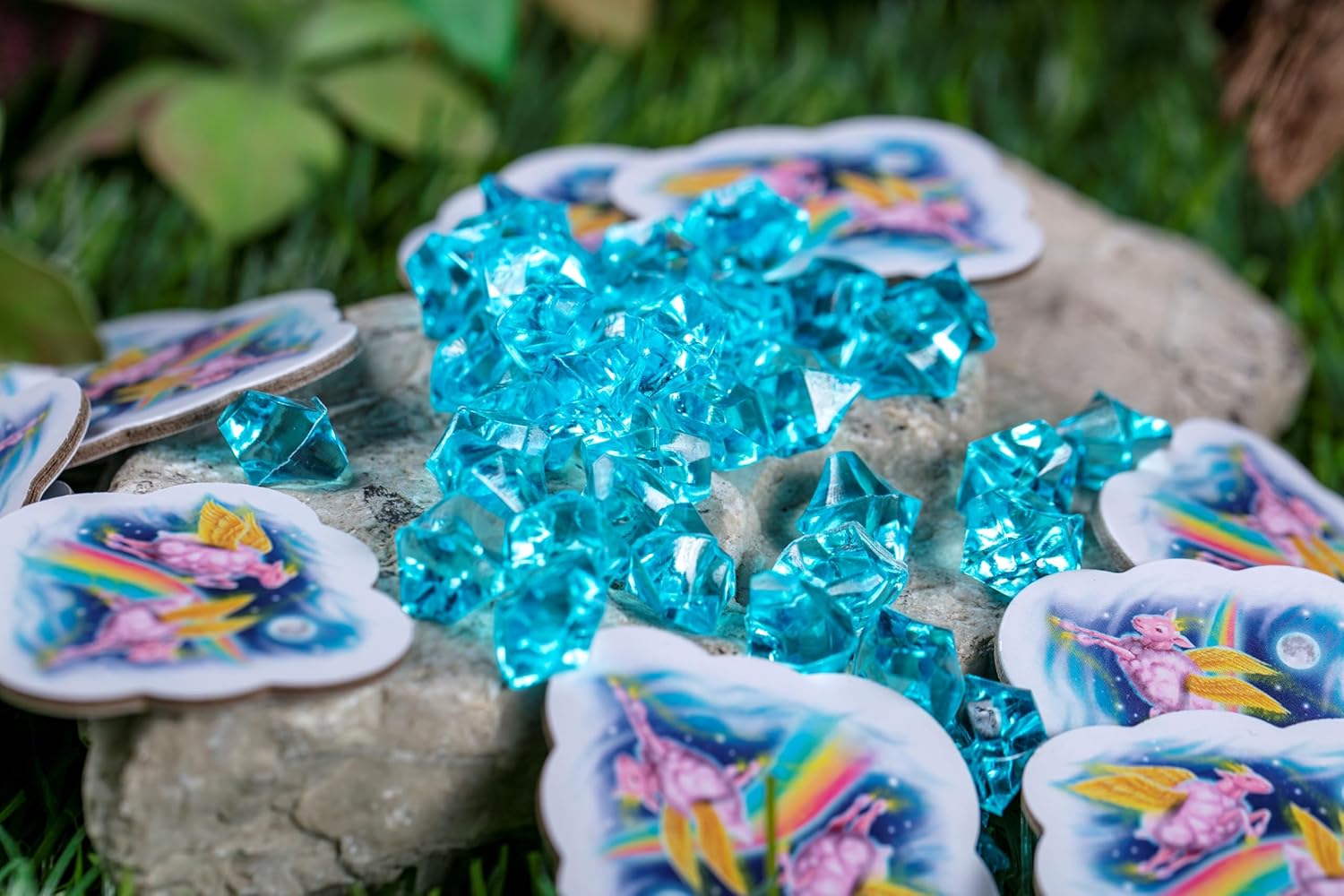 Crowd Games | Evolution: Another World Board Game | 1-4 Players | Ages 11 and up | Popular Science | Fantasy | Animals| Card Game | Simulation | Hand Management | Average Playtime 30 min