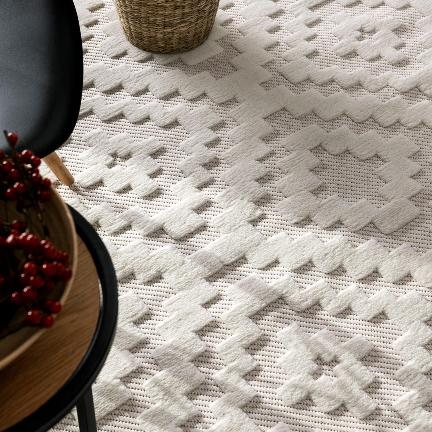 Paco Home Indoor Outdoor Rug with Textured Diamond Pattern in Cream, Size: 4'7" x 6'7"