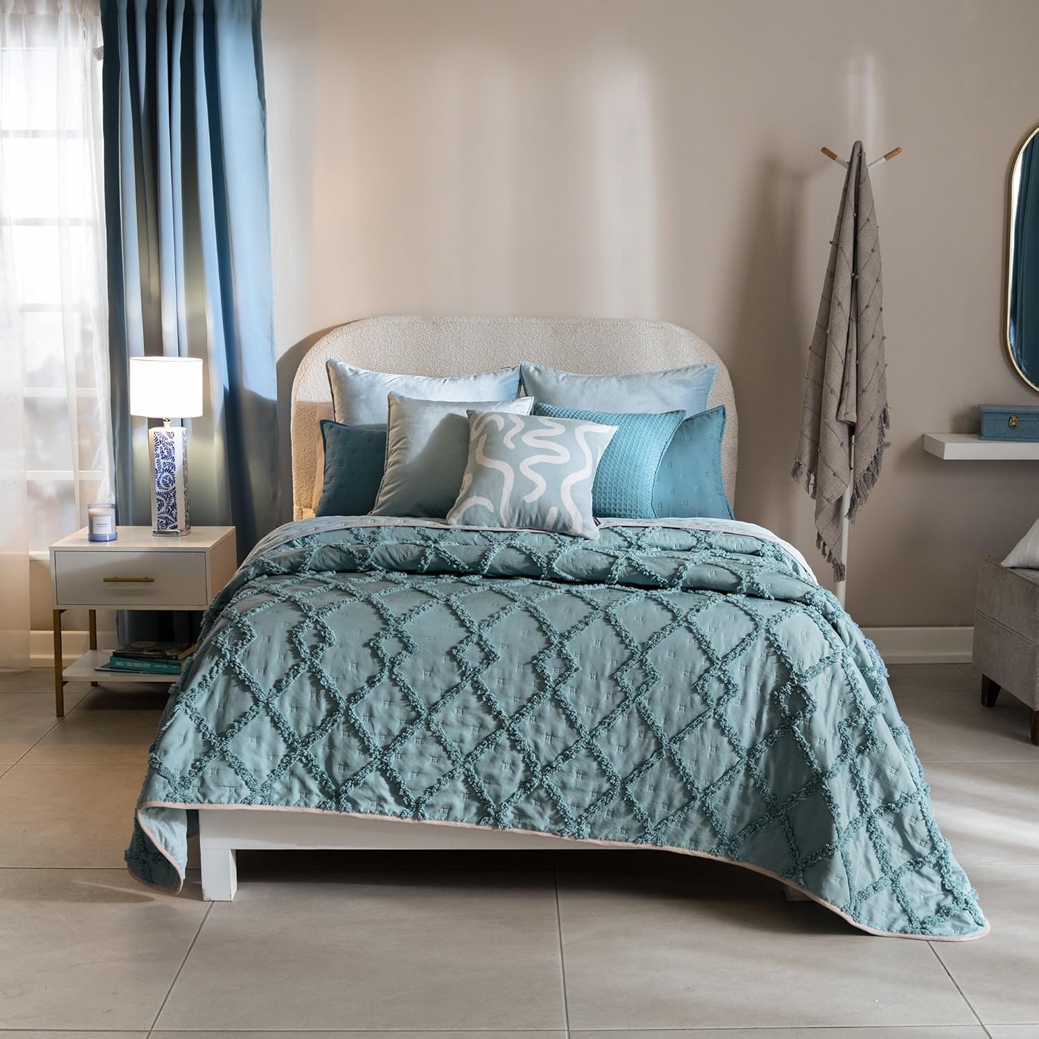Cerulean Haven King Size Nuut Comforter