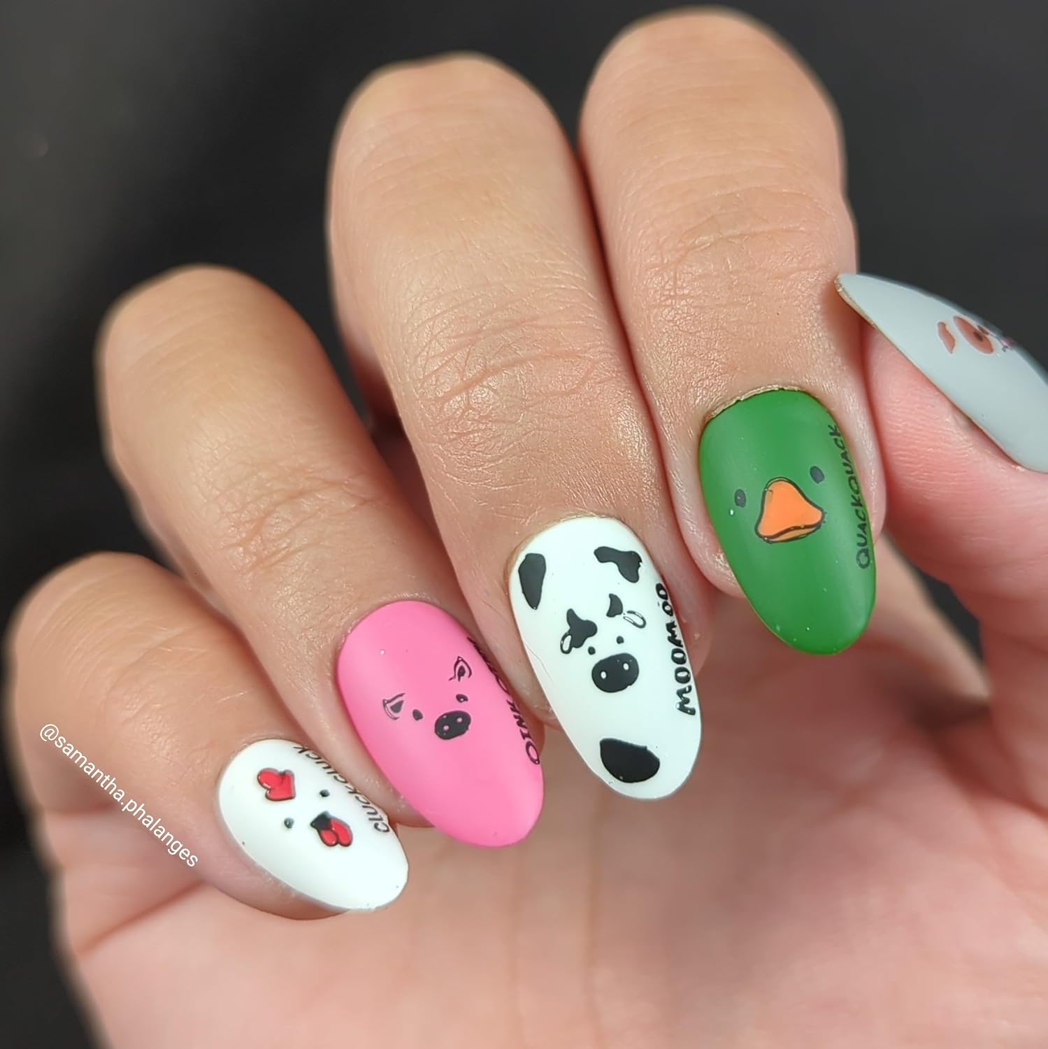 Maniology Face Off Nail Stamping Plate | Adorable Animal Faces Design for Cute & Playful DIY Manicures – Reusable, Rectangular Stainless Steel Nail Art Template
