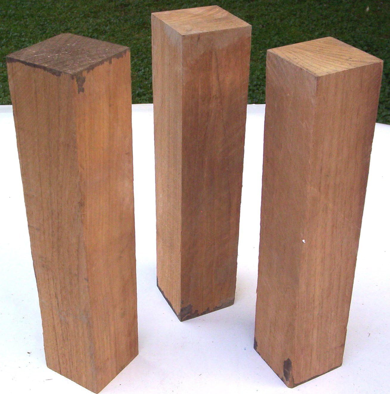 Pack of 3 Teak Wood turning spindles or boards (First European Quality {FEQ}). (T32 x 3)