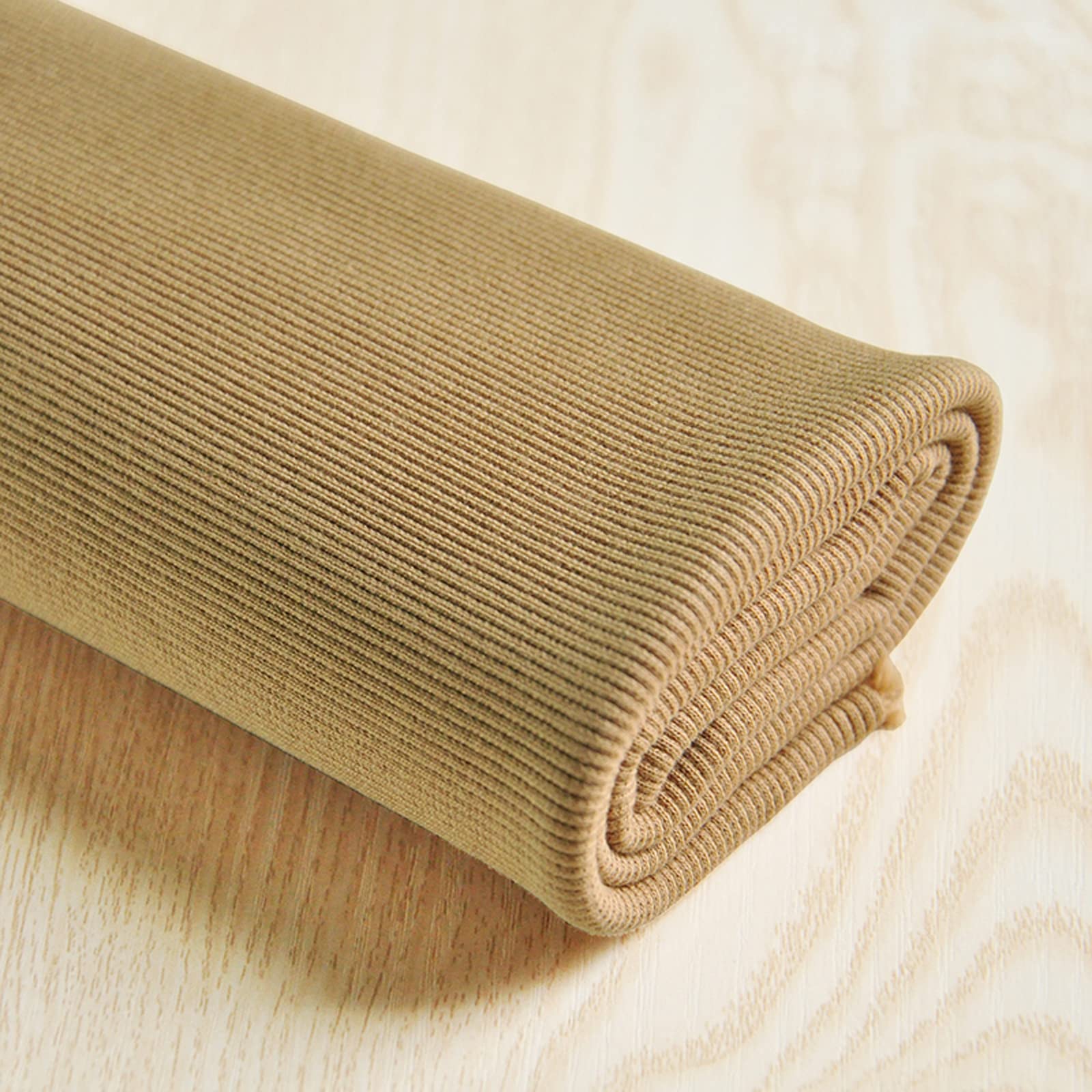 Tissu jersey extensible kaki foncé anti-roulement 110cm de large pour t-shirts