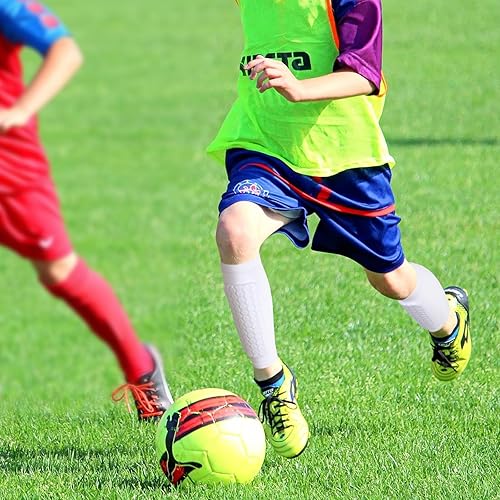 Miniatura 4 de Linkidea Espinillera de fútbol de panal para niños y jóvenes, ligera, transpirable y fácil de poner, almohadillas protectoras para piernas de fútbol