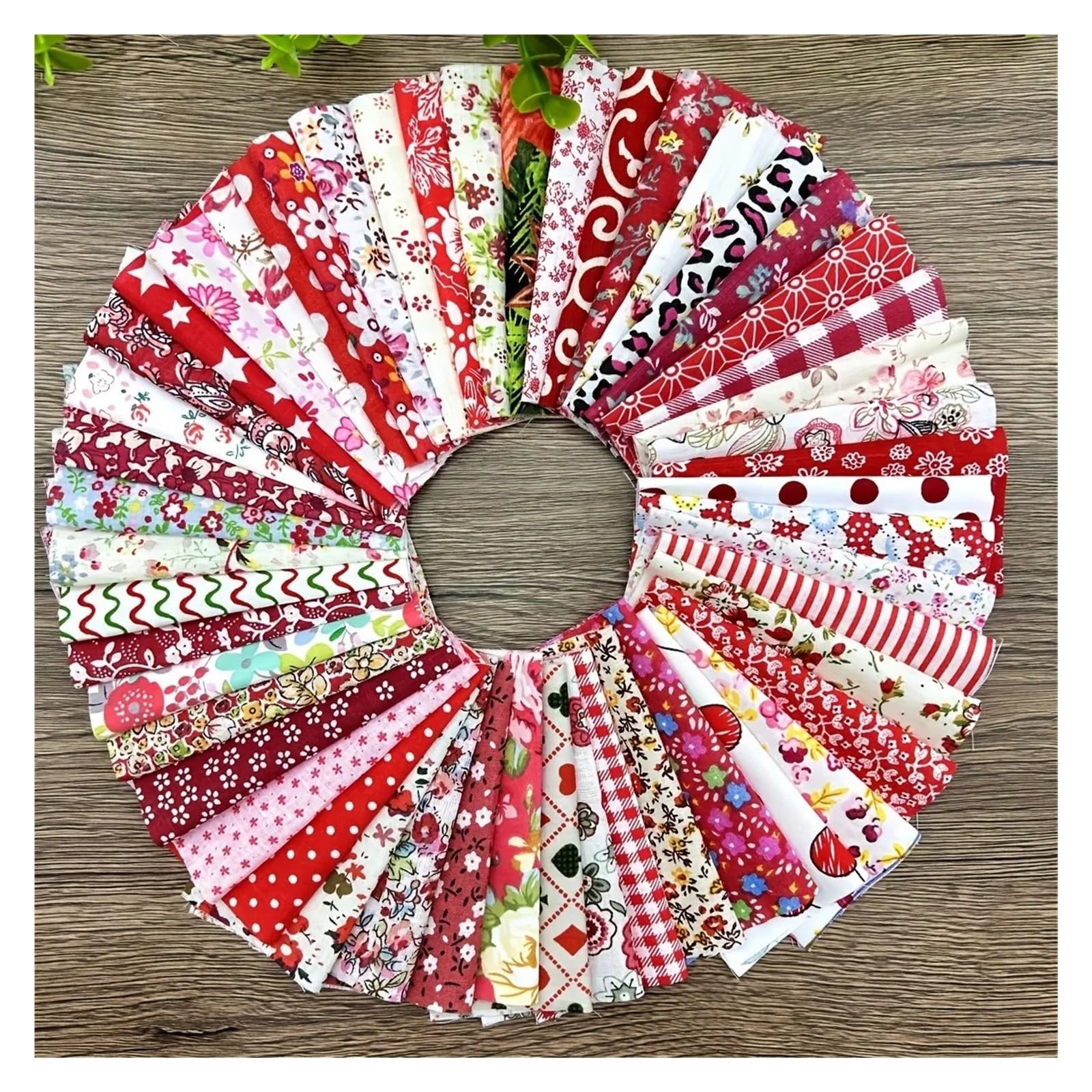 Patchwork Stoffe 50 Stück Packung quadratischer mehrfarbig bedruckter Baumwollstoff for Nähen von Quilt-Stoffen