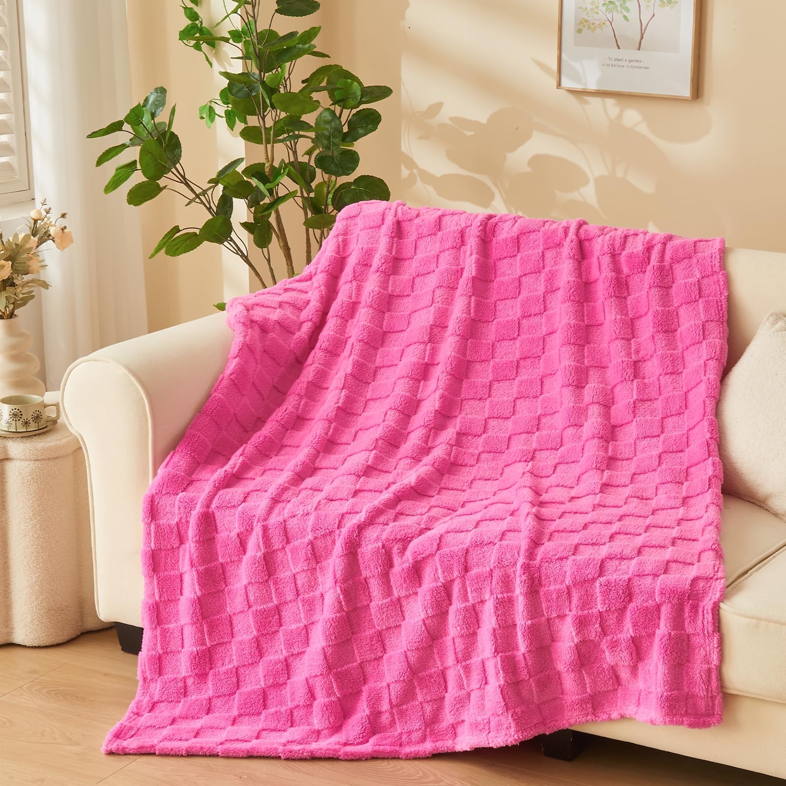 NEWCOSPLAY Super Soft Throw Blanket Hot Pink Premium Silky Flannel Fleece 3D Checkered Lightweight Bed Blanket All Season Use (Hot Pink Checkered,