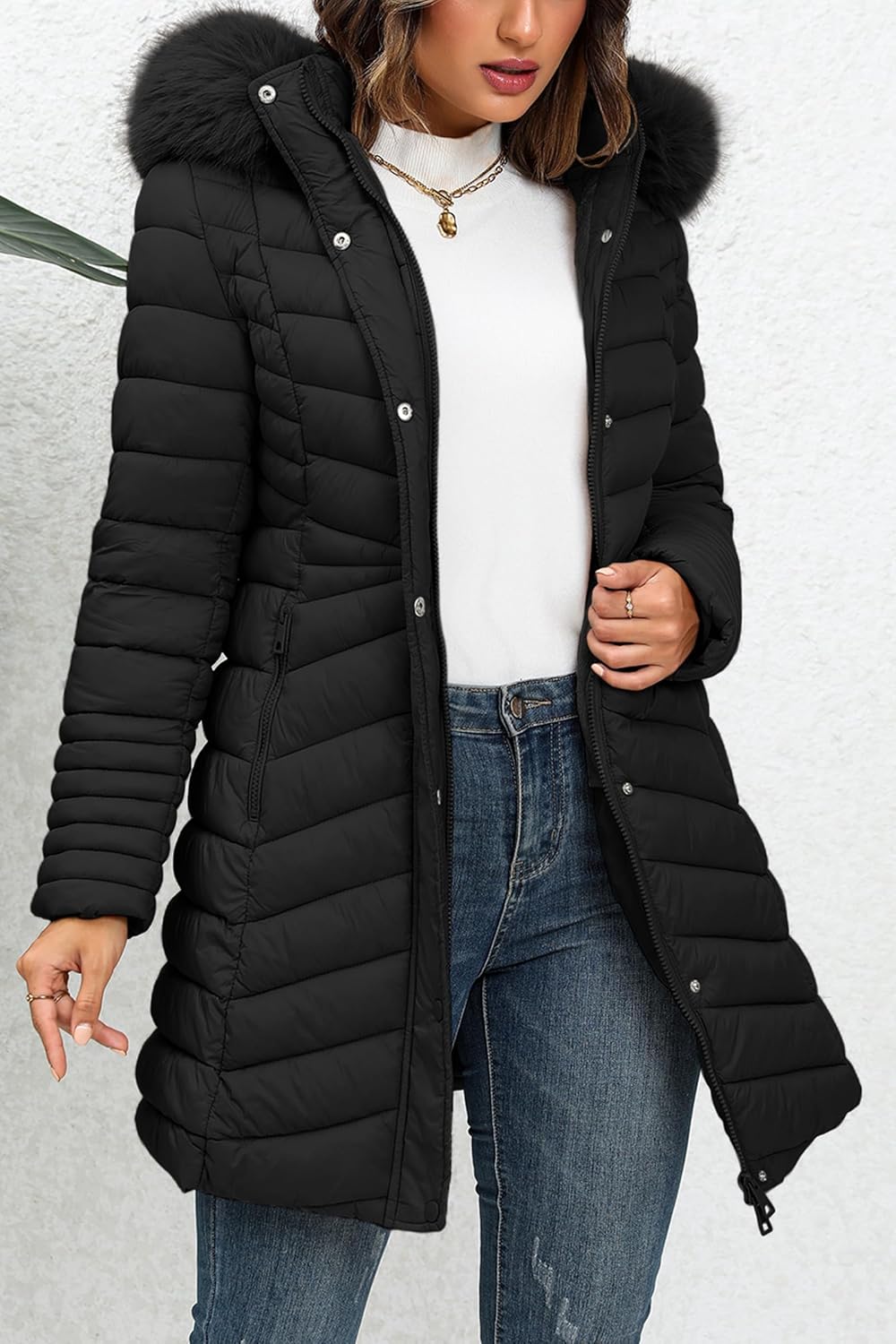 Bellivera Women's Winter Thickened Quilted Puffer Jacket Zipper Pockets Bubble Coat with Removable Hood and Faux Fur Collar - Image 6