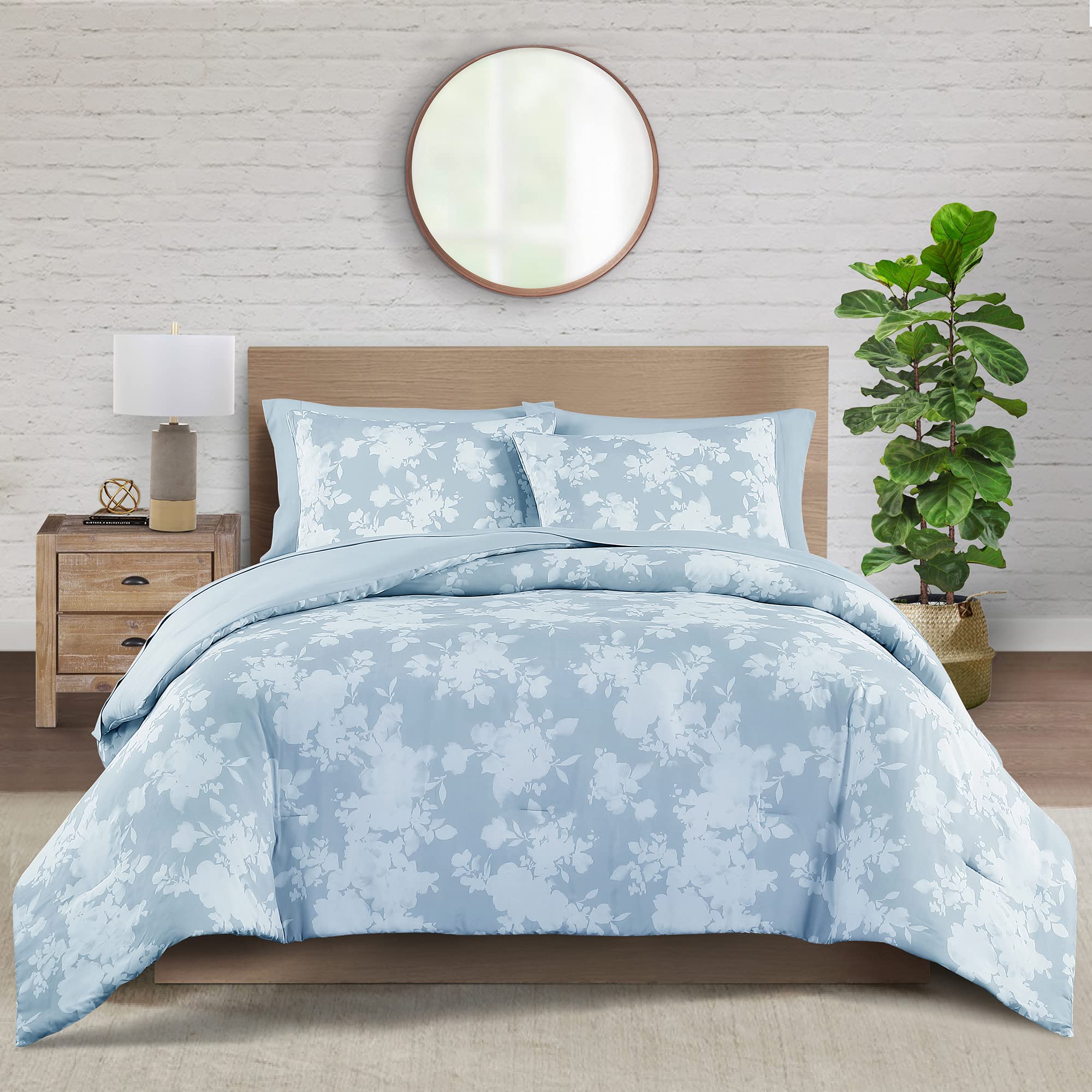 WellBeingby Sunham Luxurious Blend Floral Printed Comforter Set, 3-Piece, Rayon/Polyester, Full/Queen, Chambray Blue